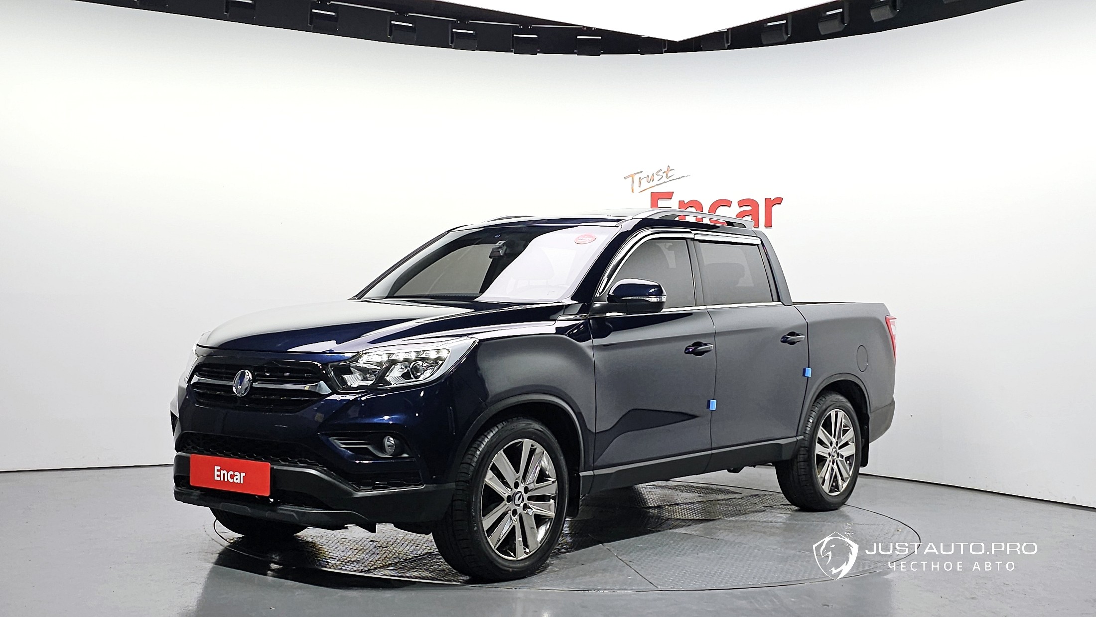 Автомобиль KG_Mobility_Ssangyong Rexton