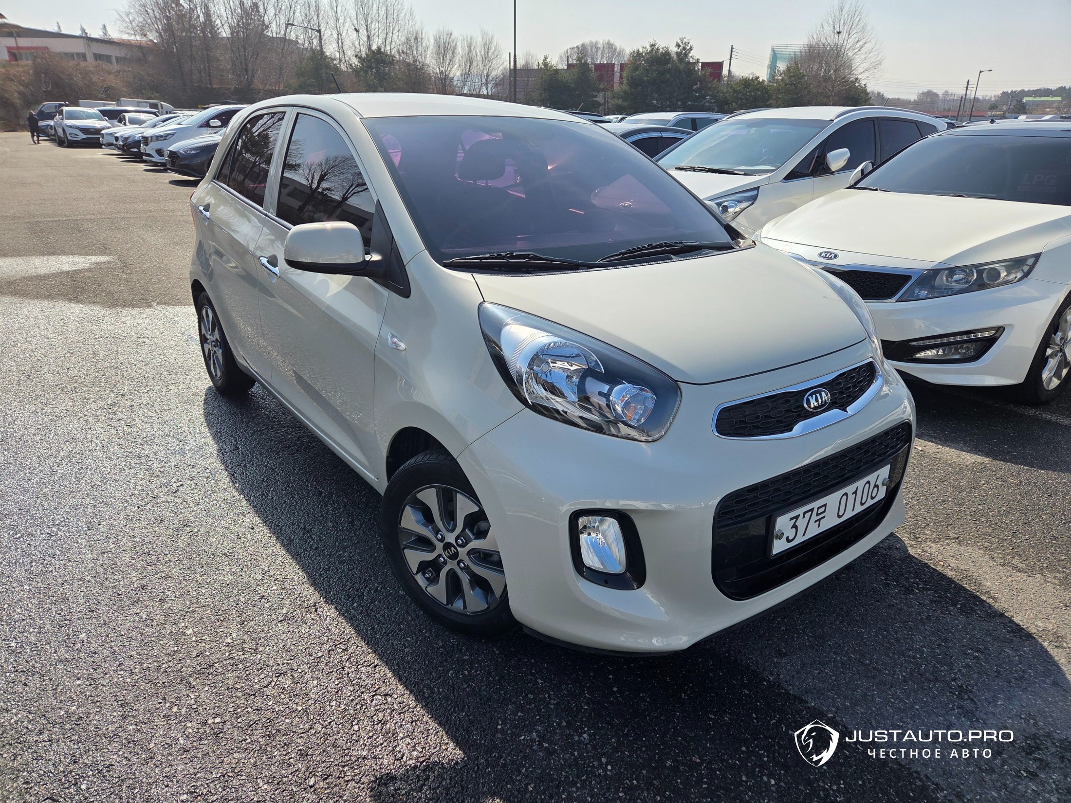 Автомобиль Kia morning