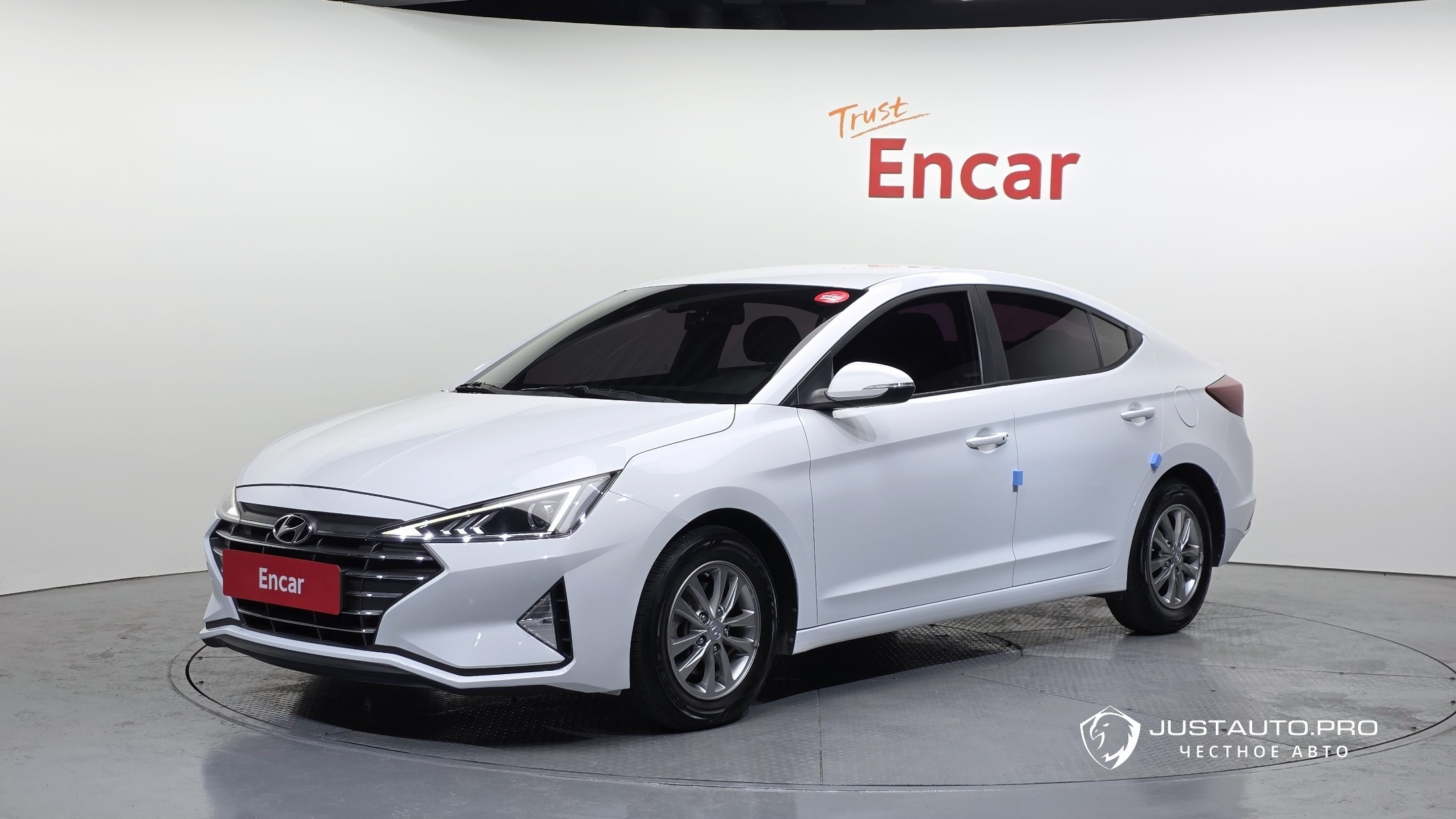 Автомобиль Hyundai AVANTE