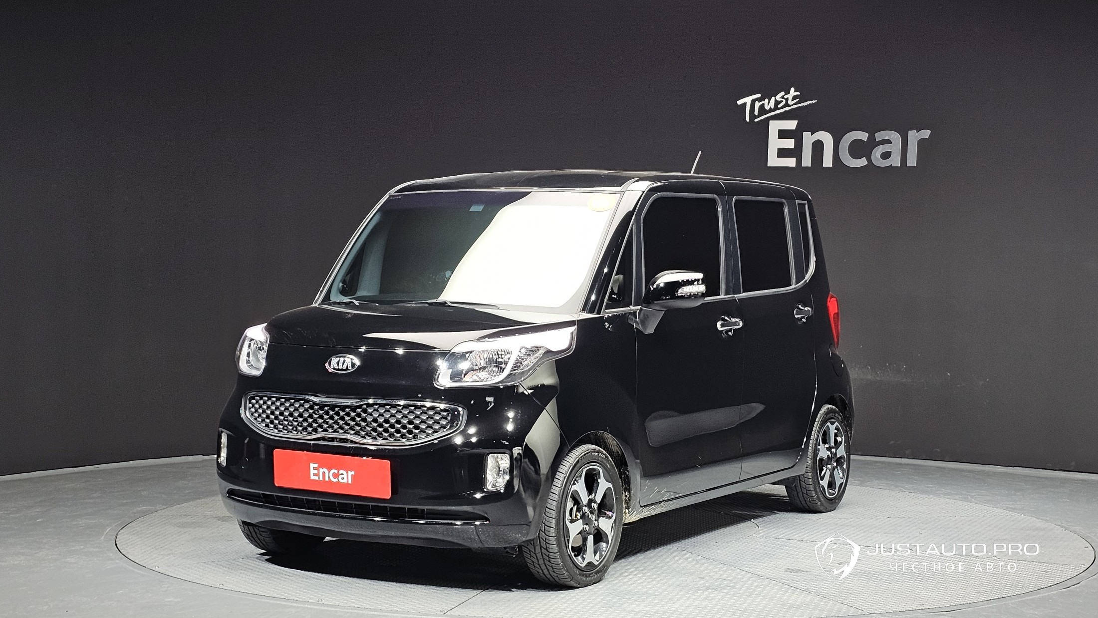 Автомобиль Kia RAY