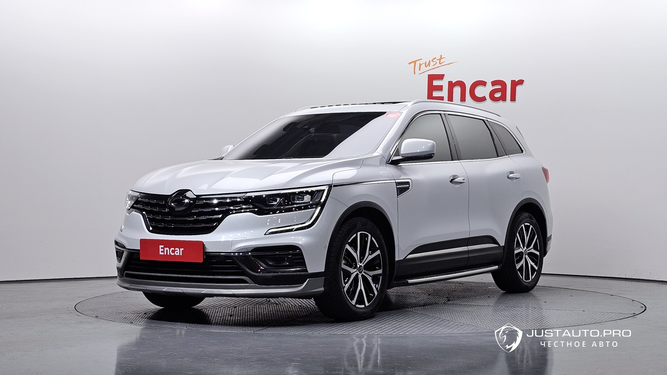 Автомобиль Renault-KoreaSamsung QM6