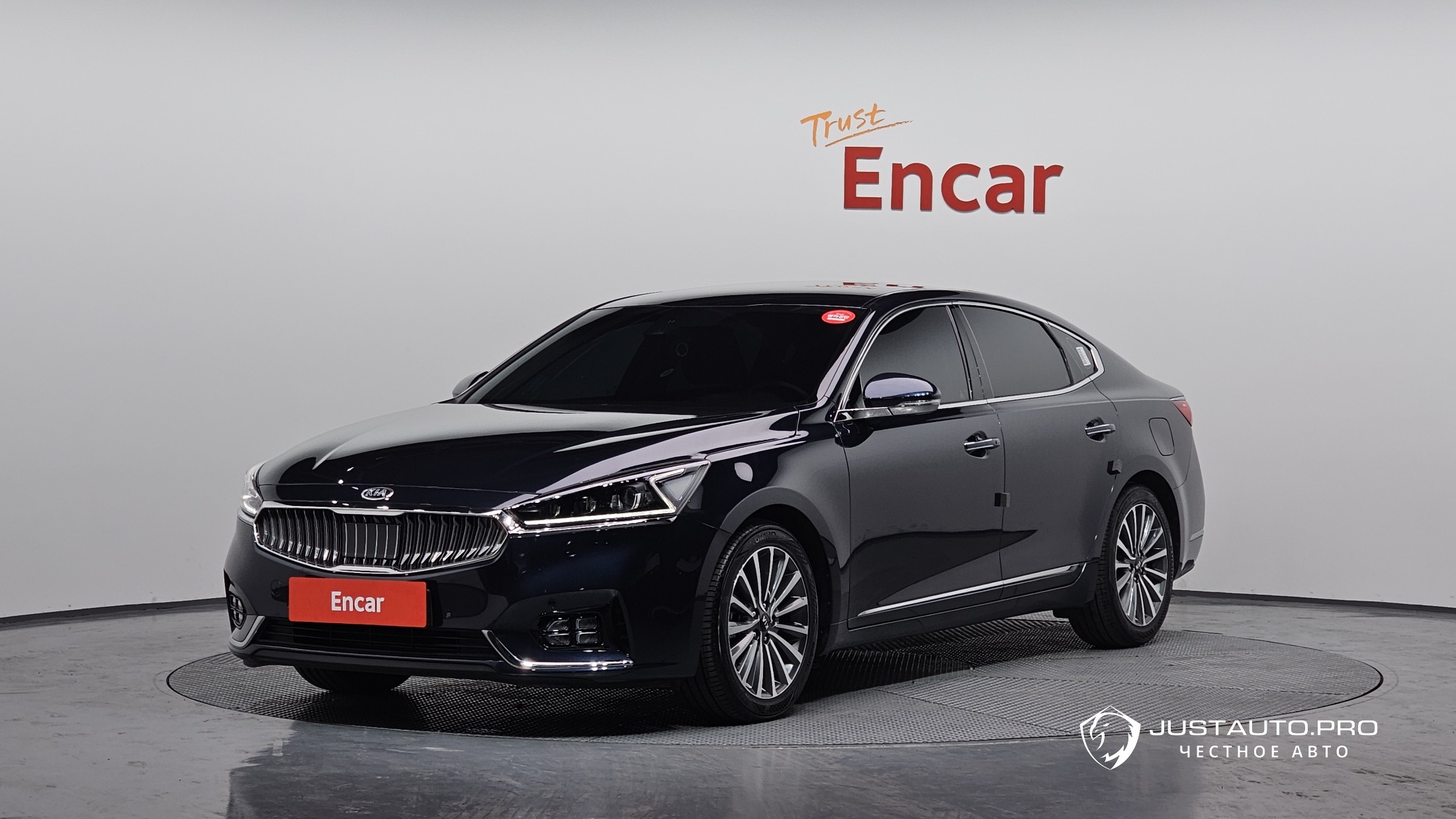 Автомобиль Kia K7