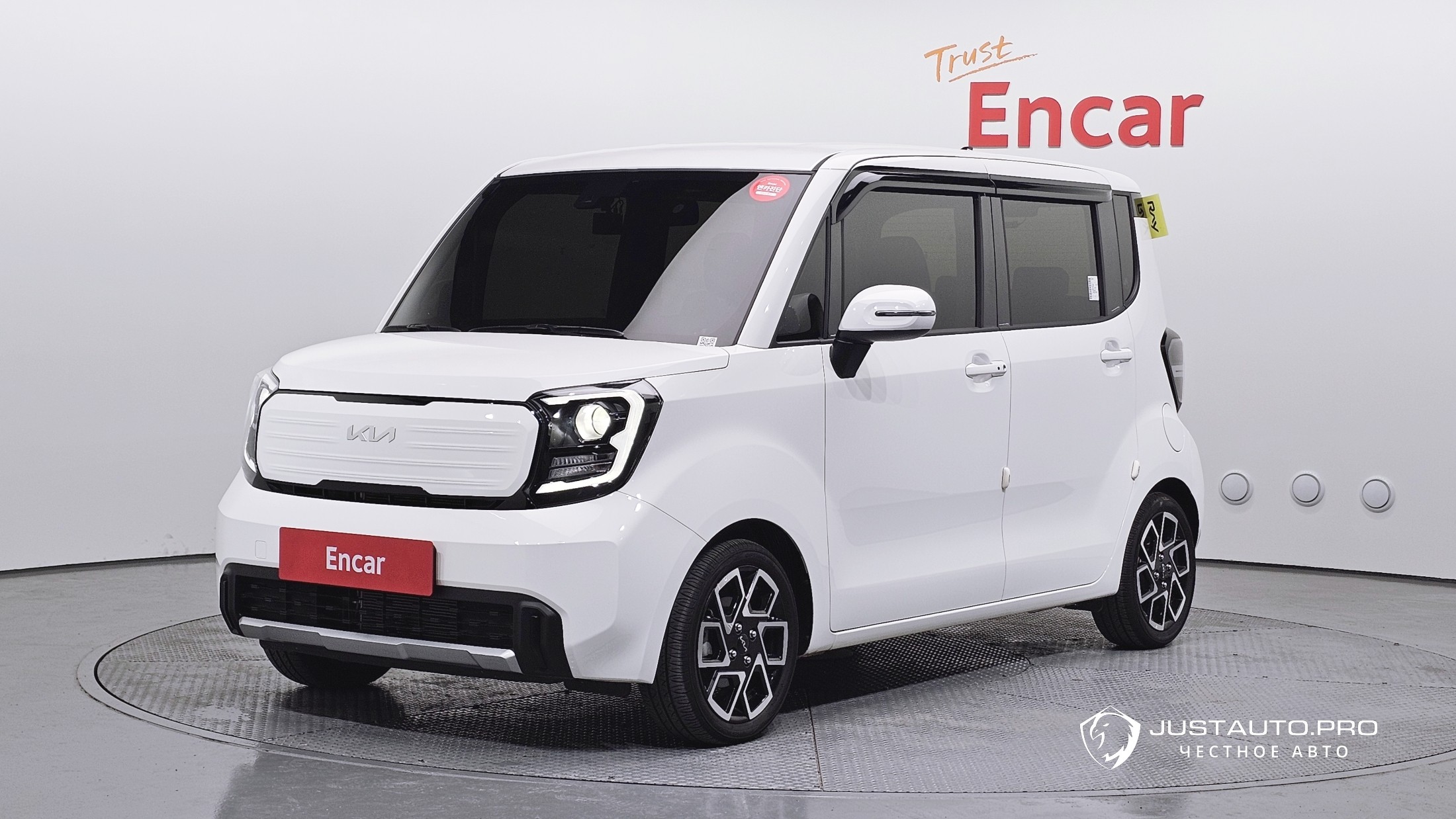 Автомобиль Kia RAY