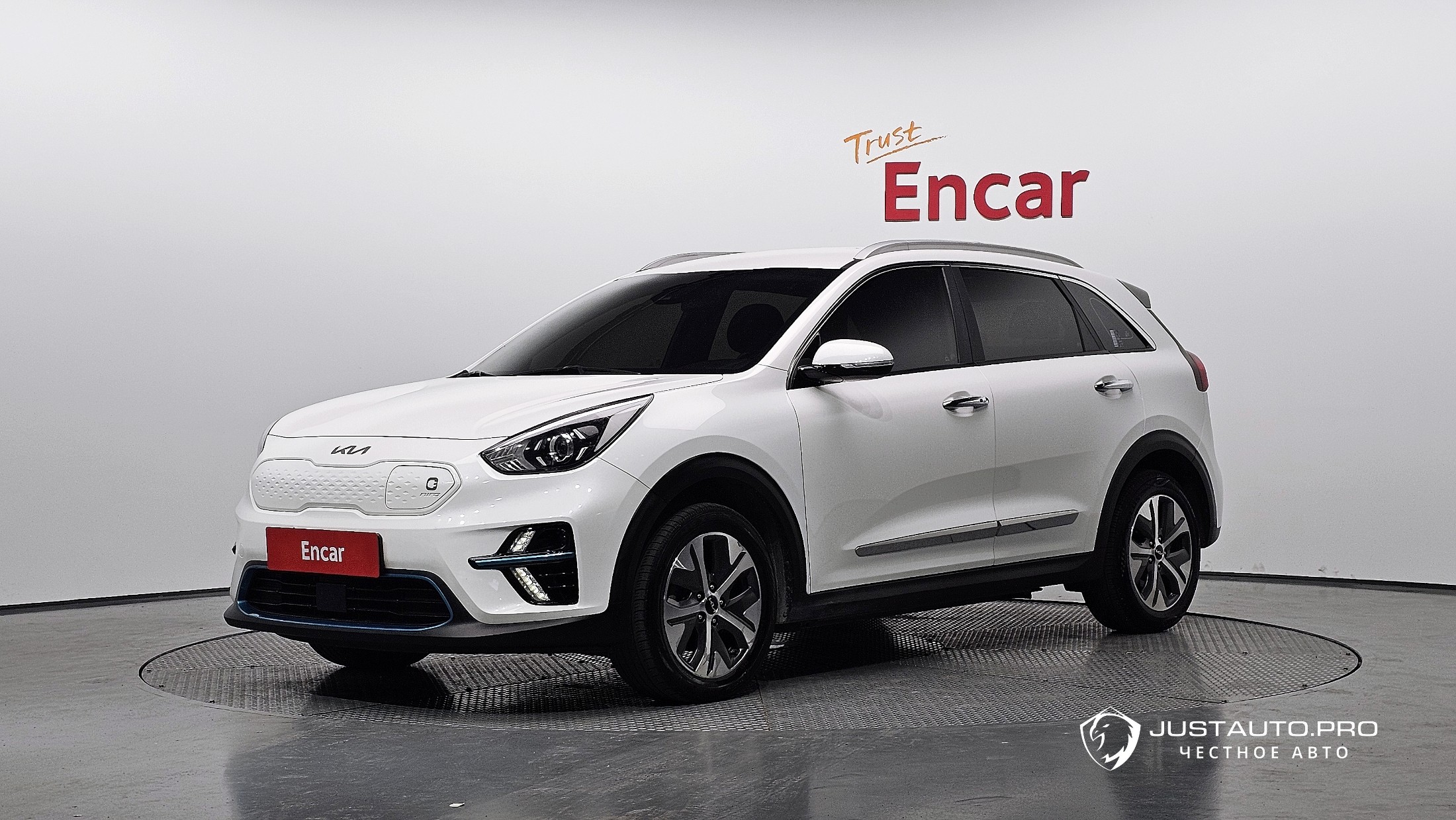 Автомобиль Kia Niro