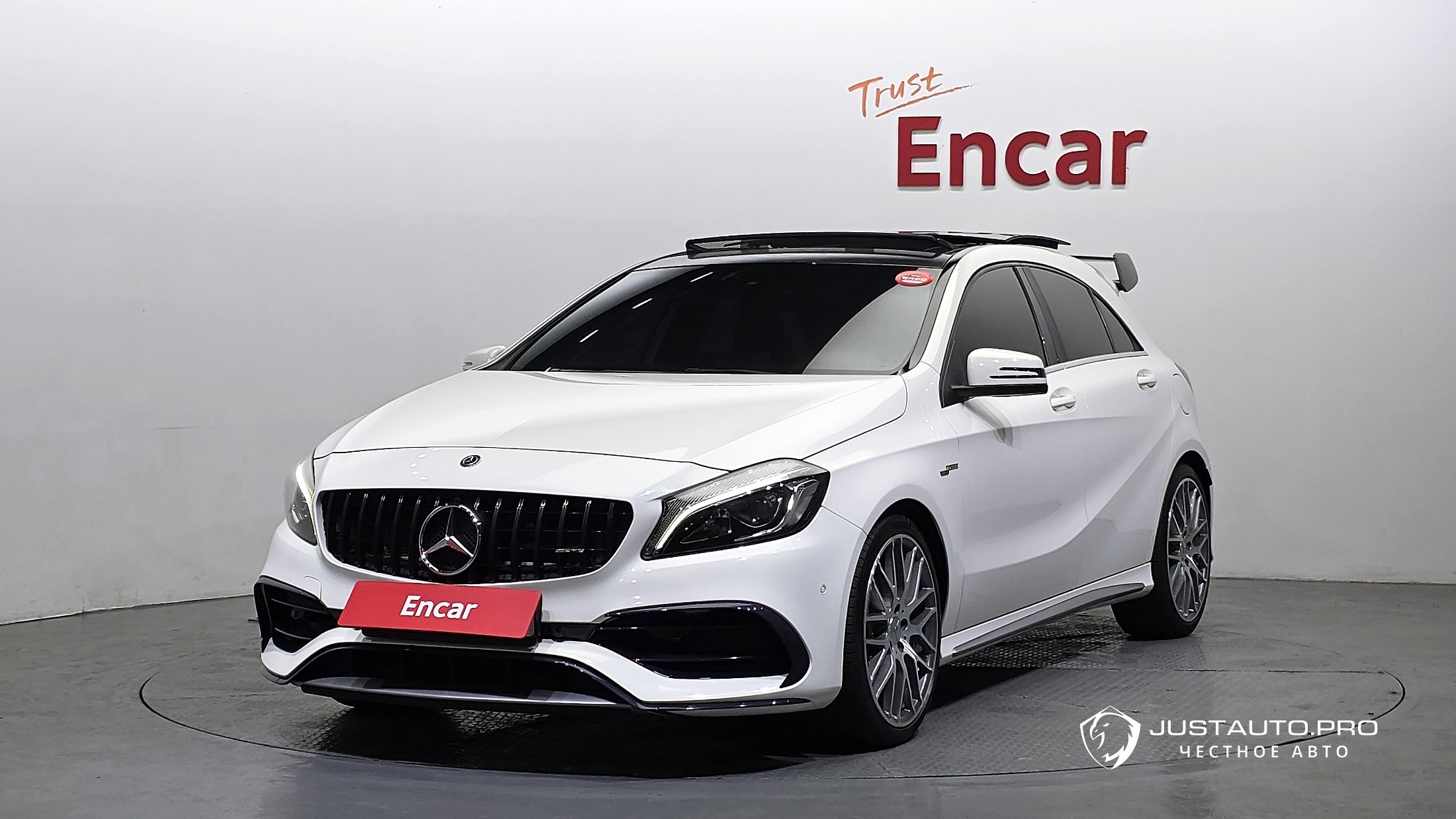 Автомобиль Mercedes-Benz A-Class