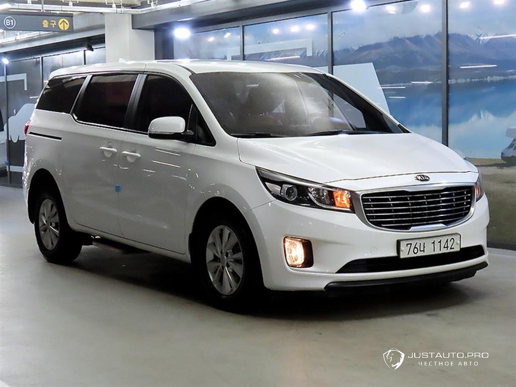 Автомобиль Kia Canival