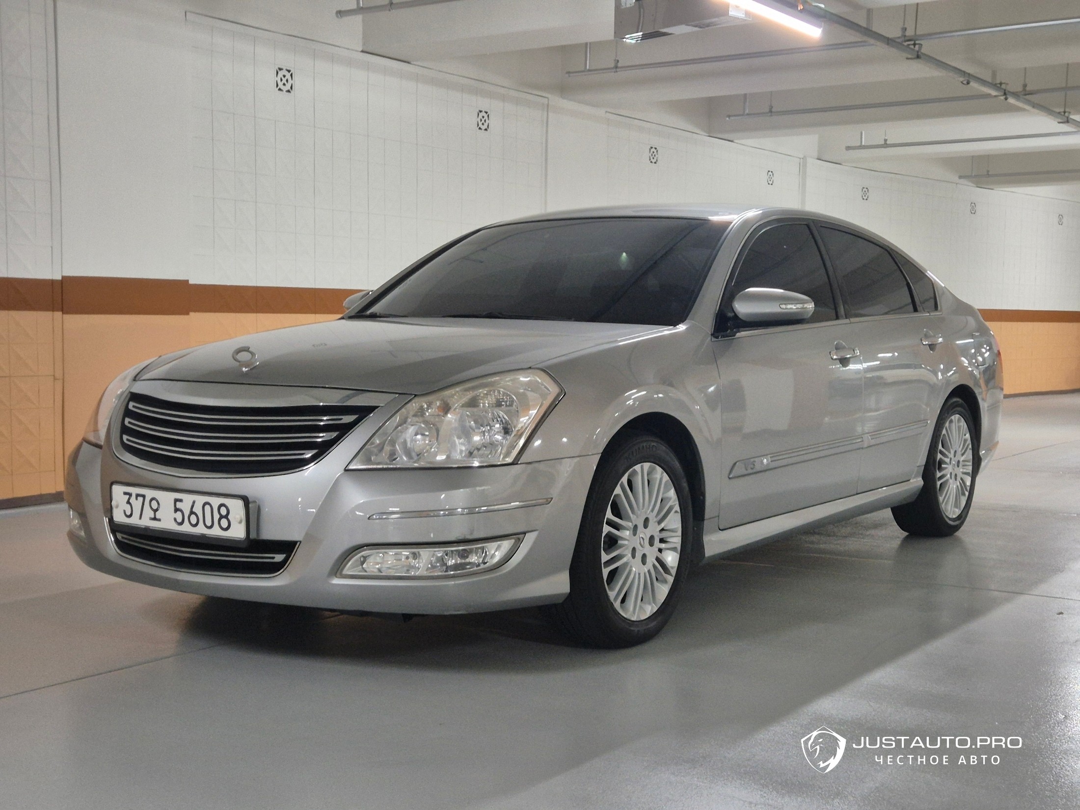 Автомобиль Renault-KoreaSamsung SM7