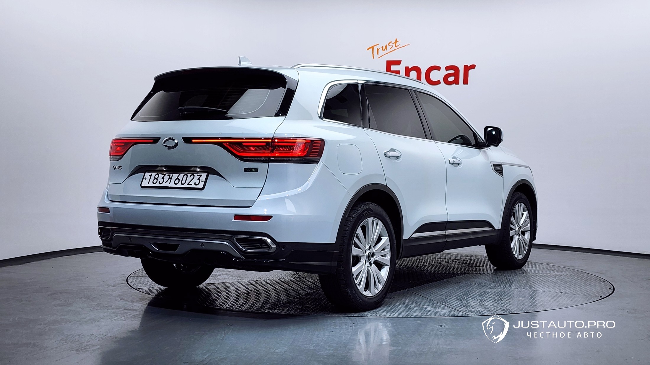 Автомобиль Renault-KoreaSamsung QM6