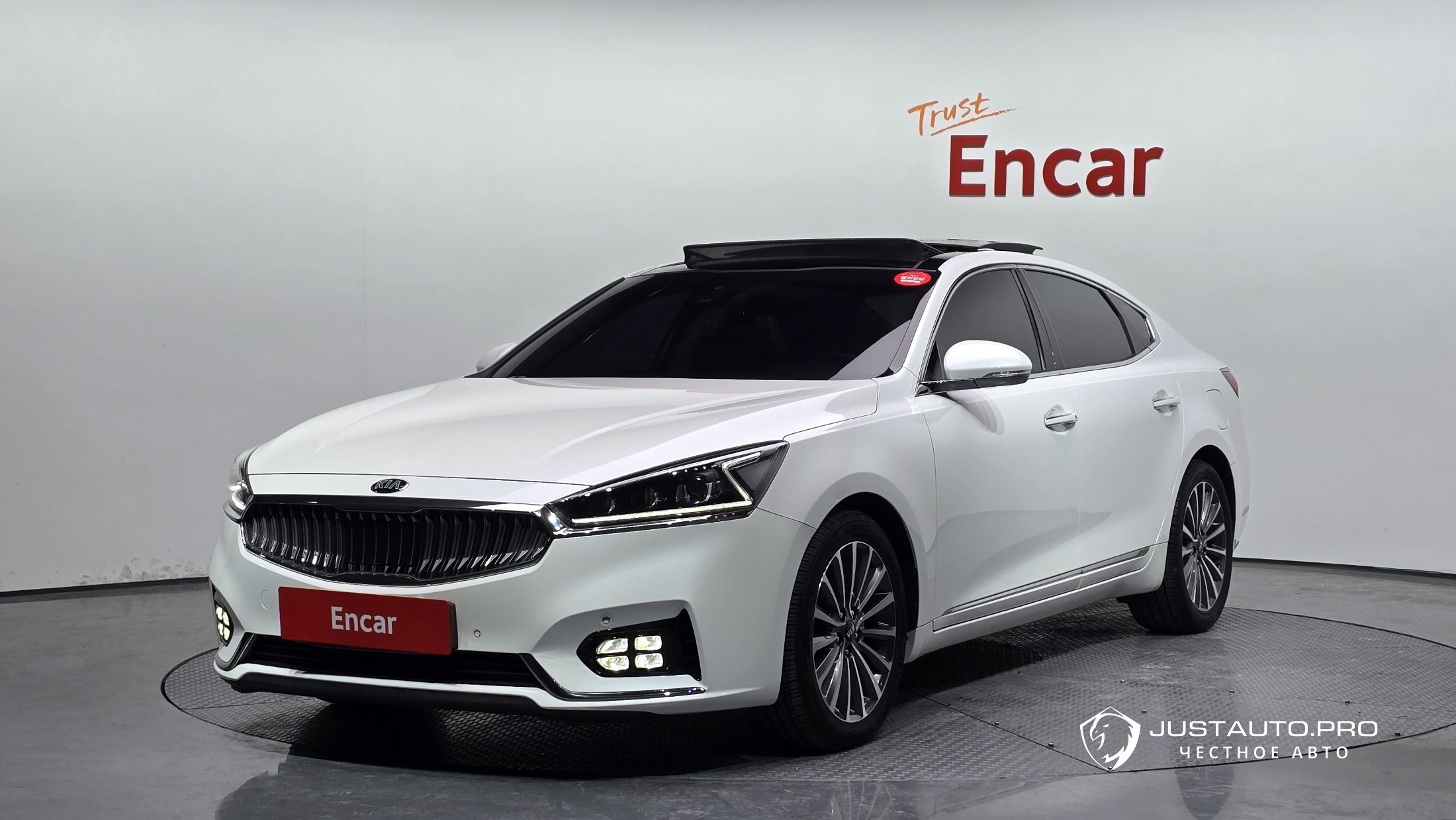 Автомобиль Kia K7