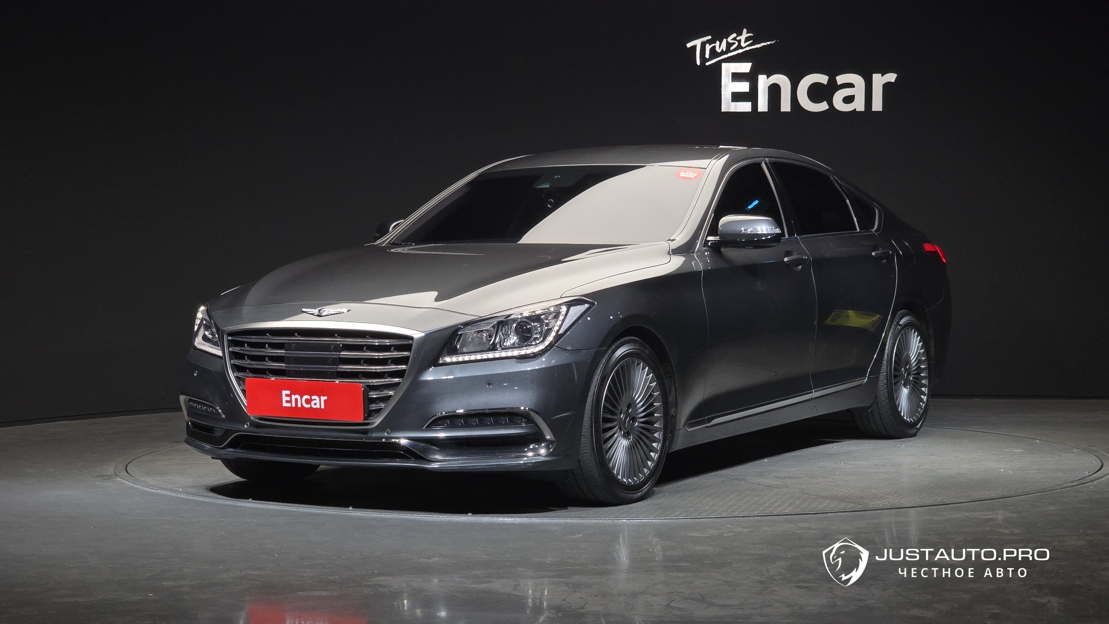 Автомобиль Genesis G80