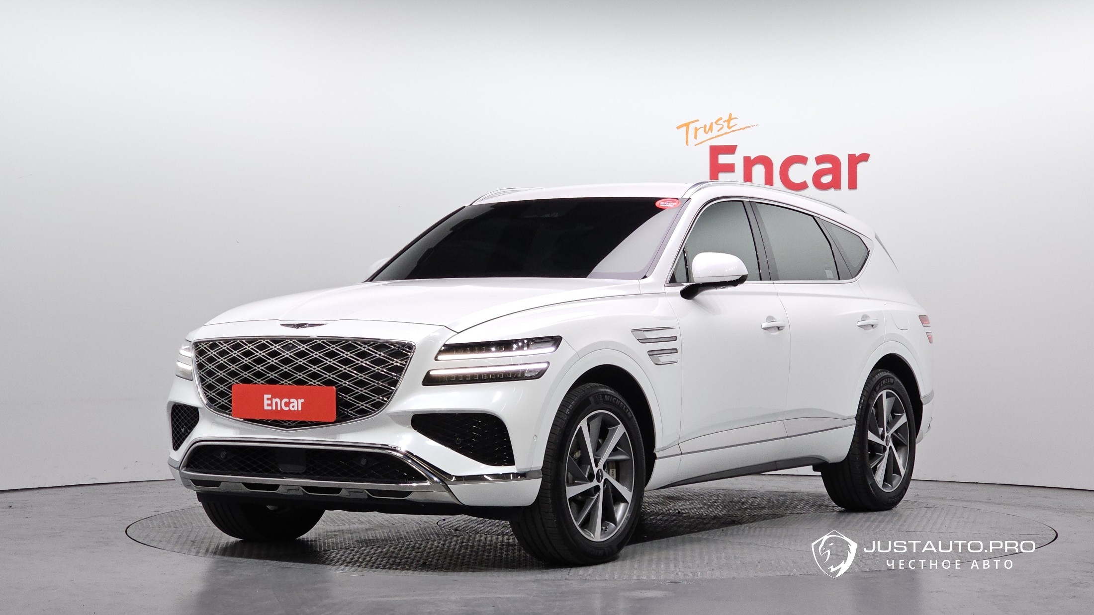 Автомобиль Genesis GV80