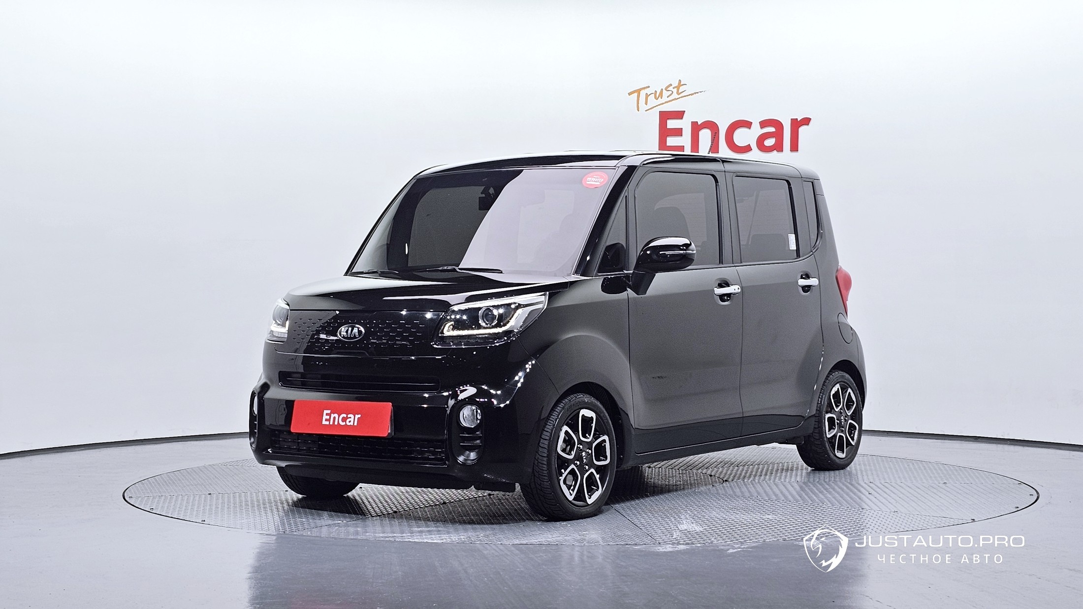 Автомобиль Kia RAY