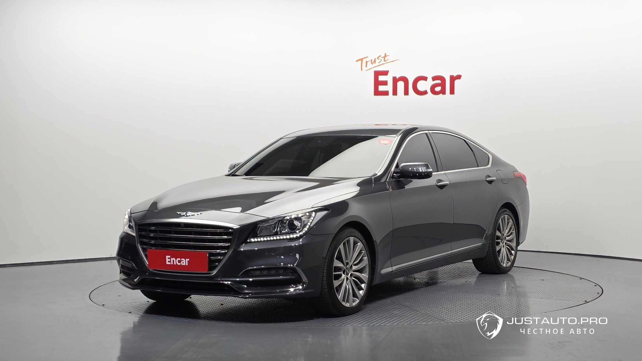 Автомобиль Genesis G80