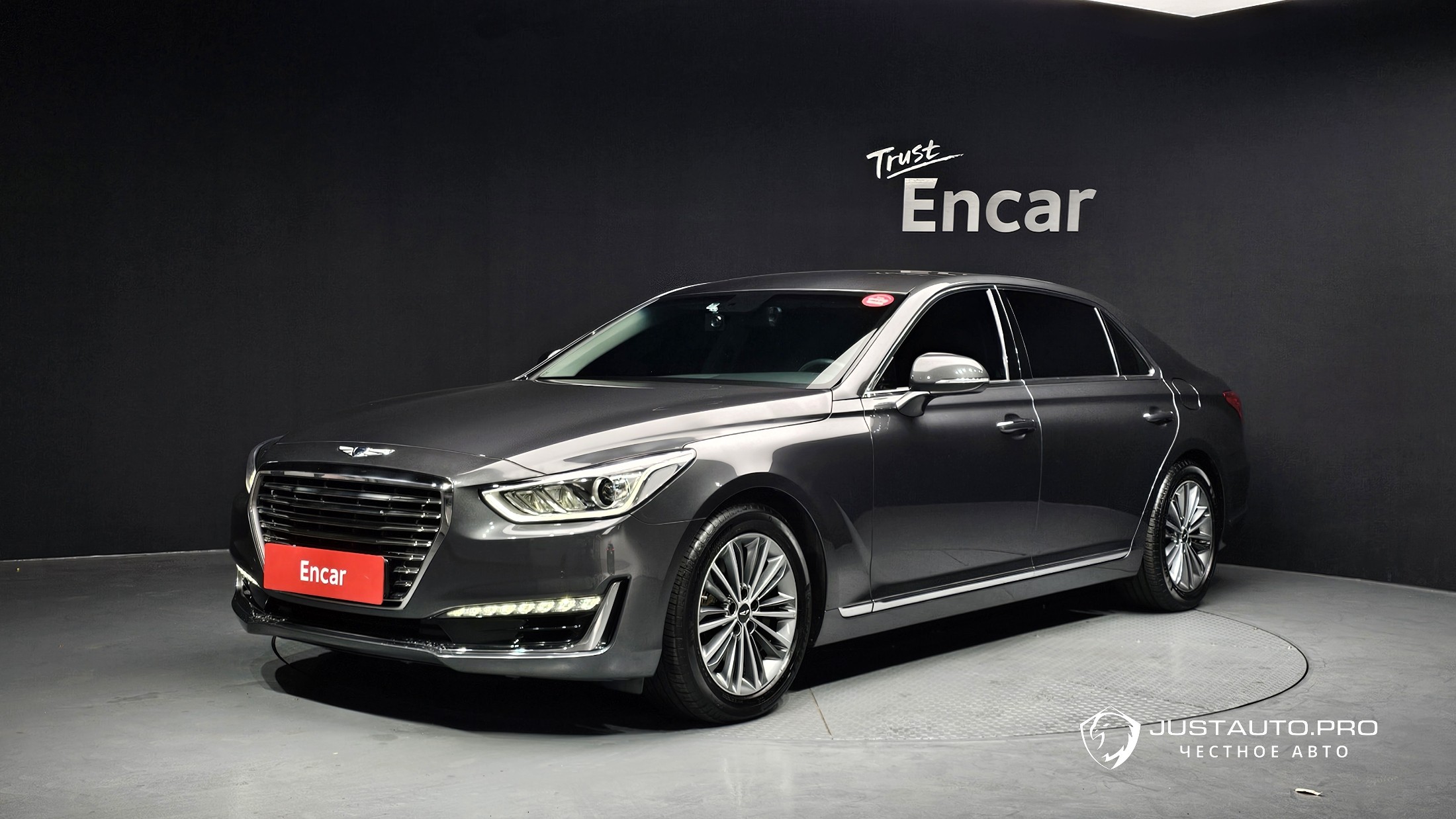 Автомобиль Genesis EQ900