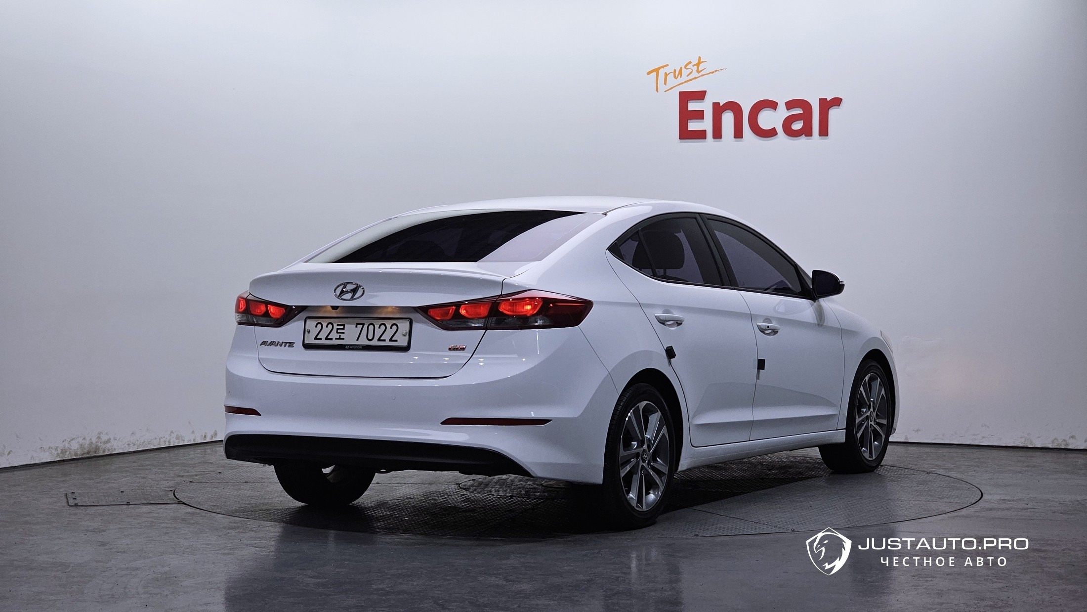 Автомобиль Hyundai AVANTE