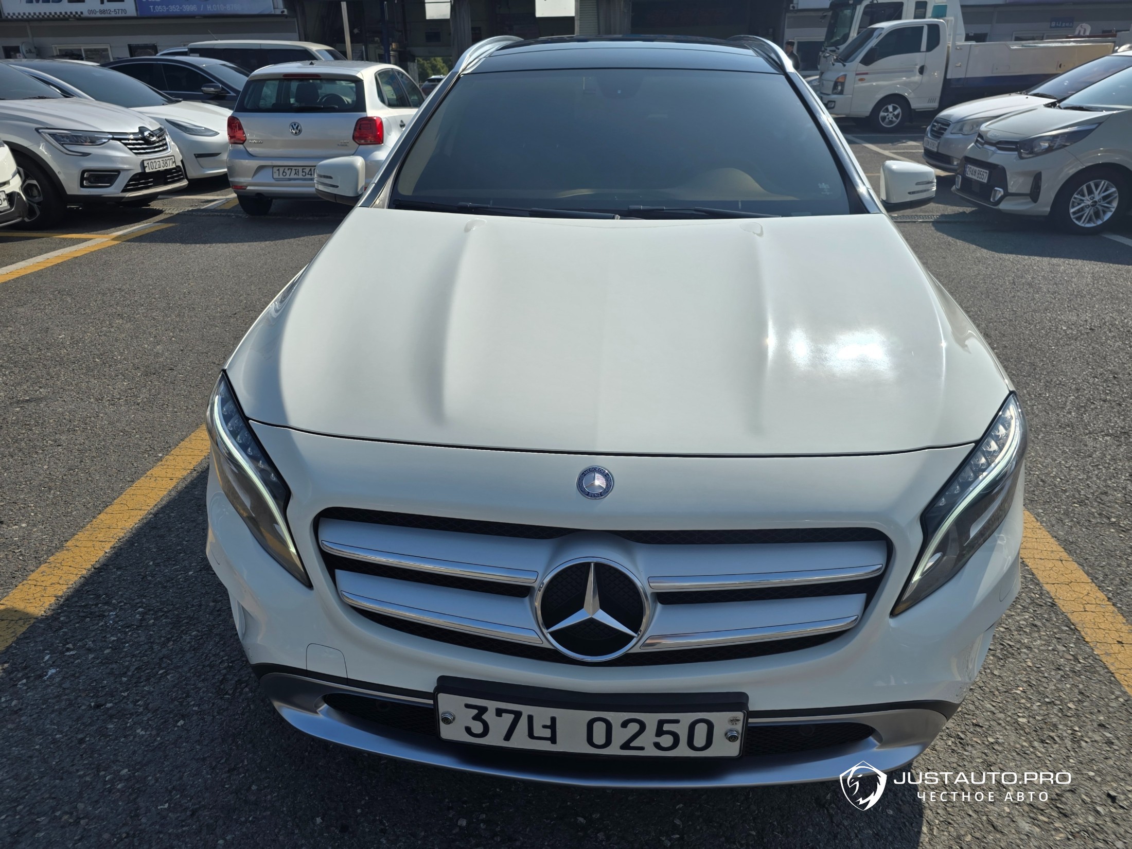 Автомобиль Mercedes-Benz GLA-Class