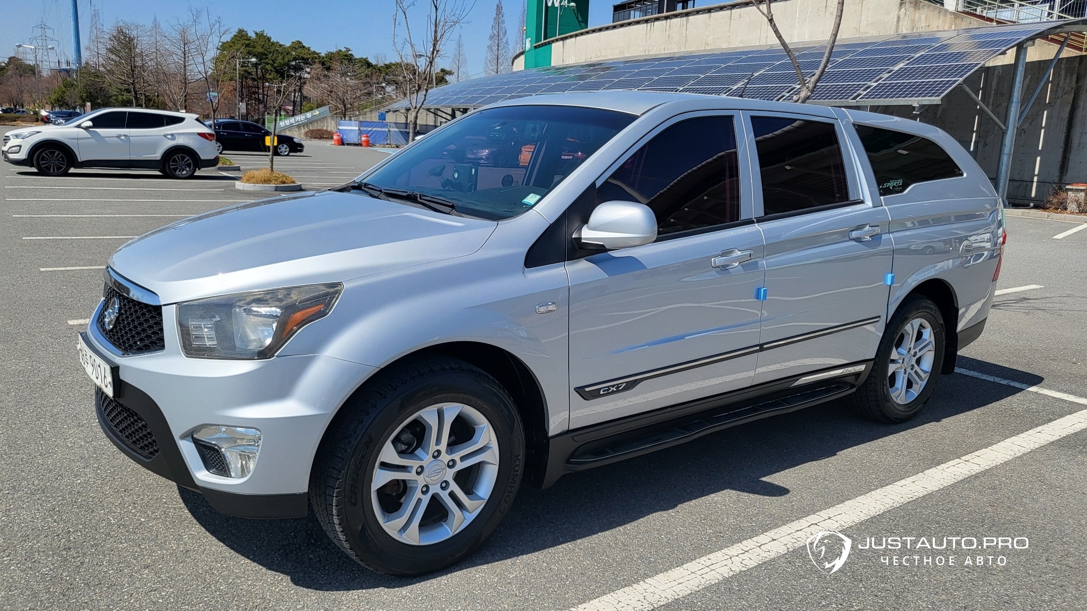 Автомобиль KG_Mobility_Ssangyong KORANDO