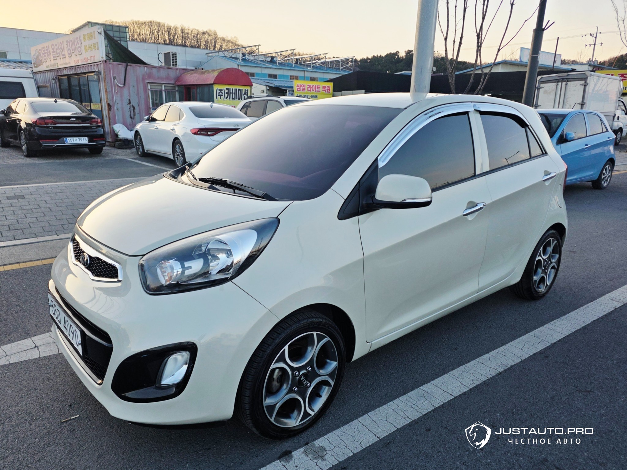 Автомобиль Kia morning