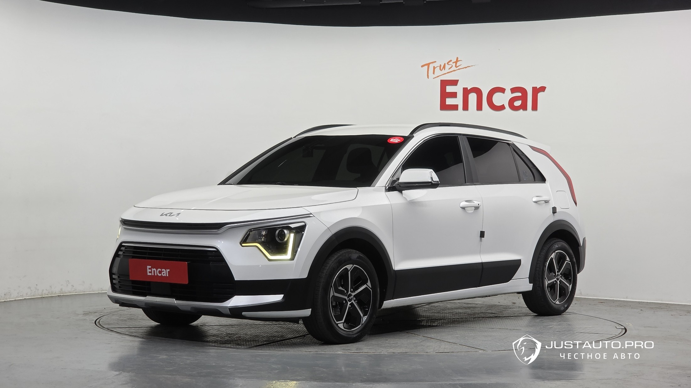 Автомобиль Kia Niro