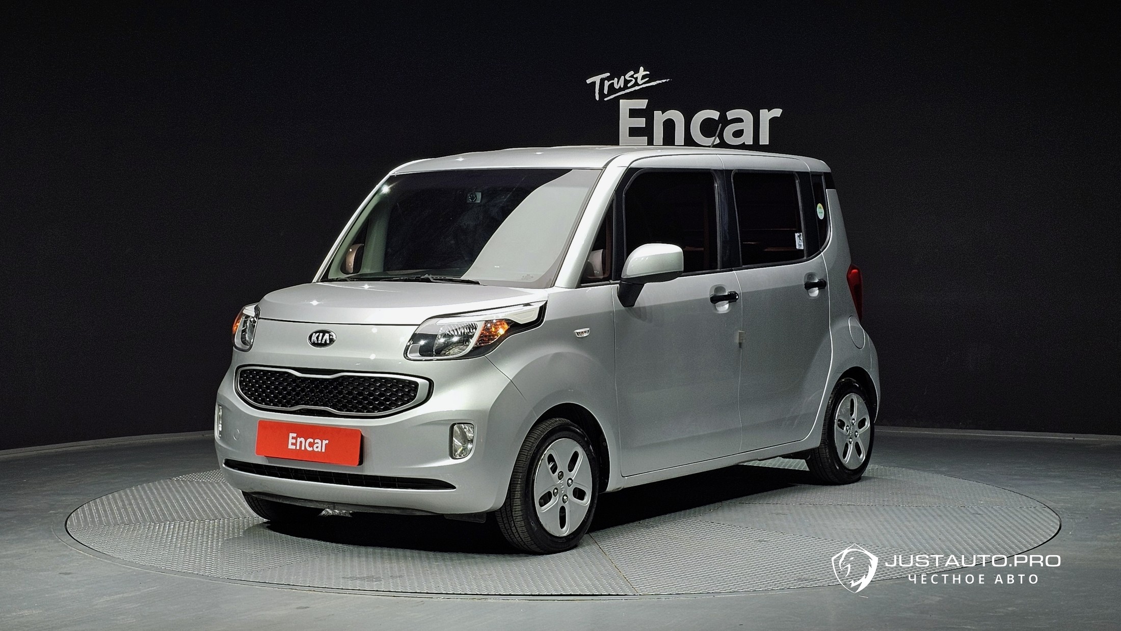 Автомобиль Kia RAY