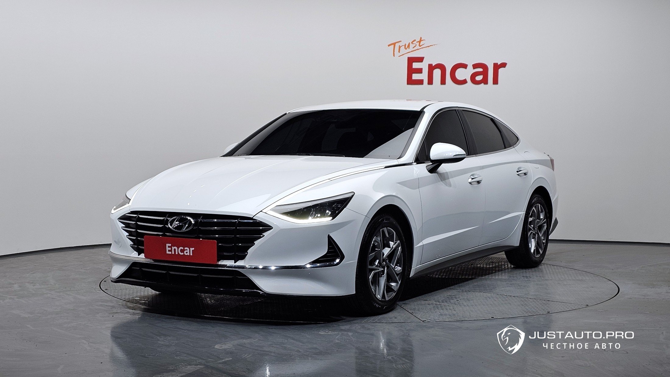 Автомобиль Hyundai Sonata