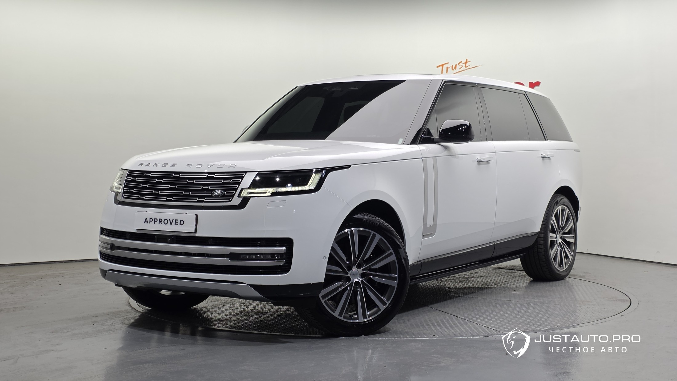 Автомобиль Land Rover Range Rover