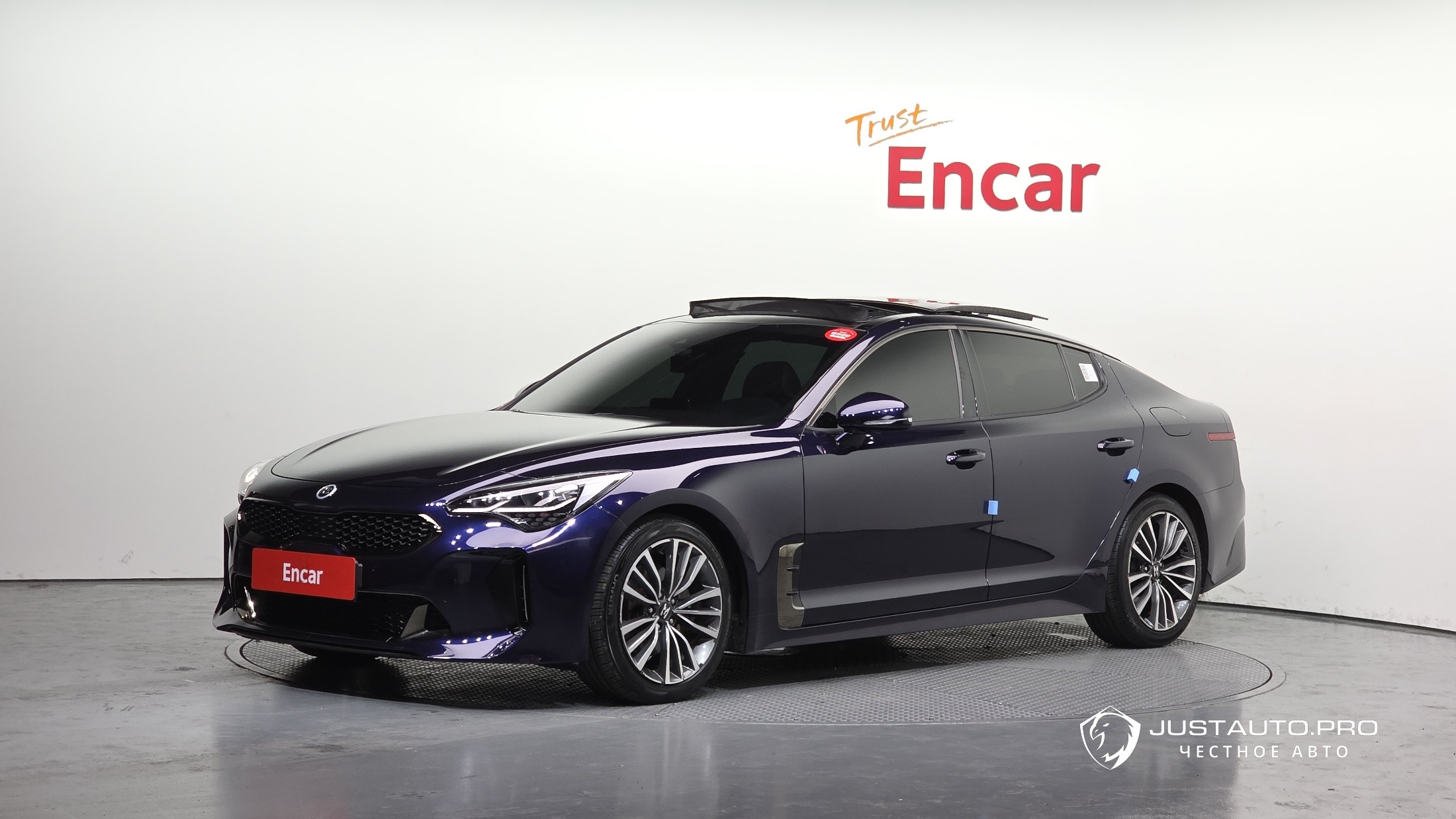 Автомобиль Kia Stinger