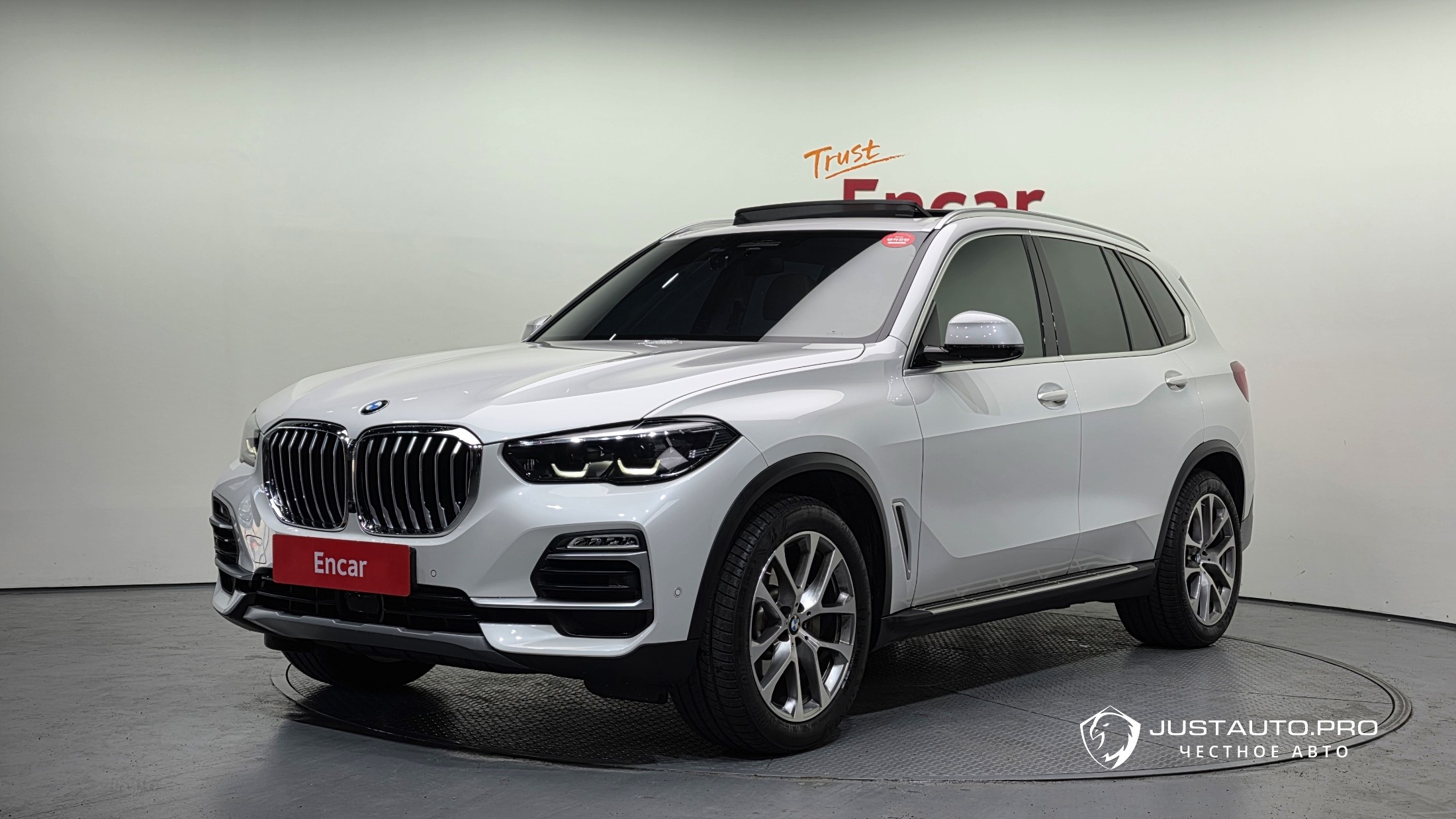 Автомобиль BMW X5