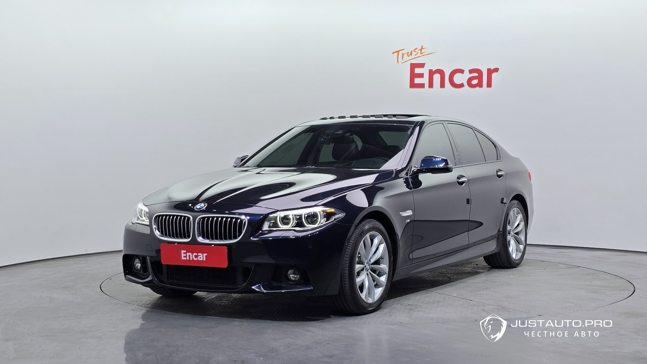 Автомобиль BMW 5-Series
