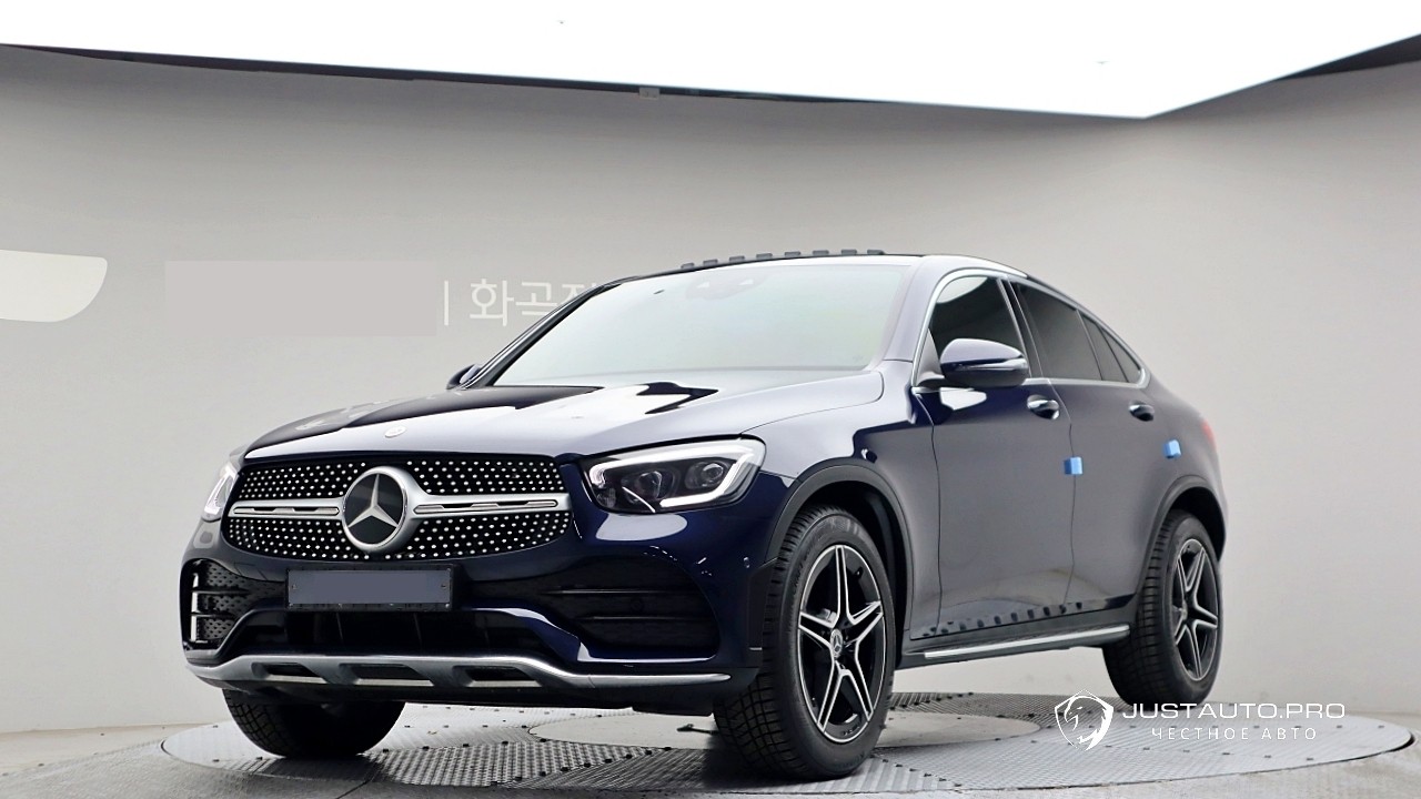 Автомобиль Mercedes-Benz GLC-Class