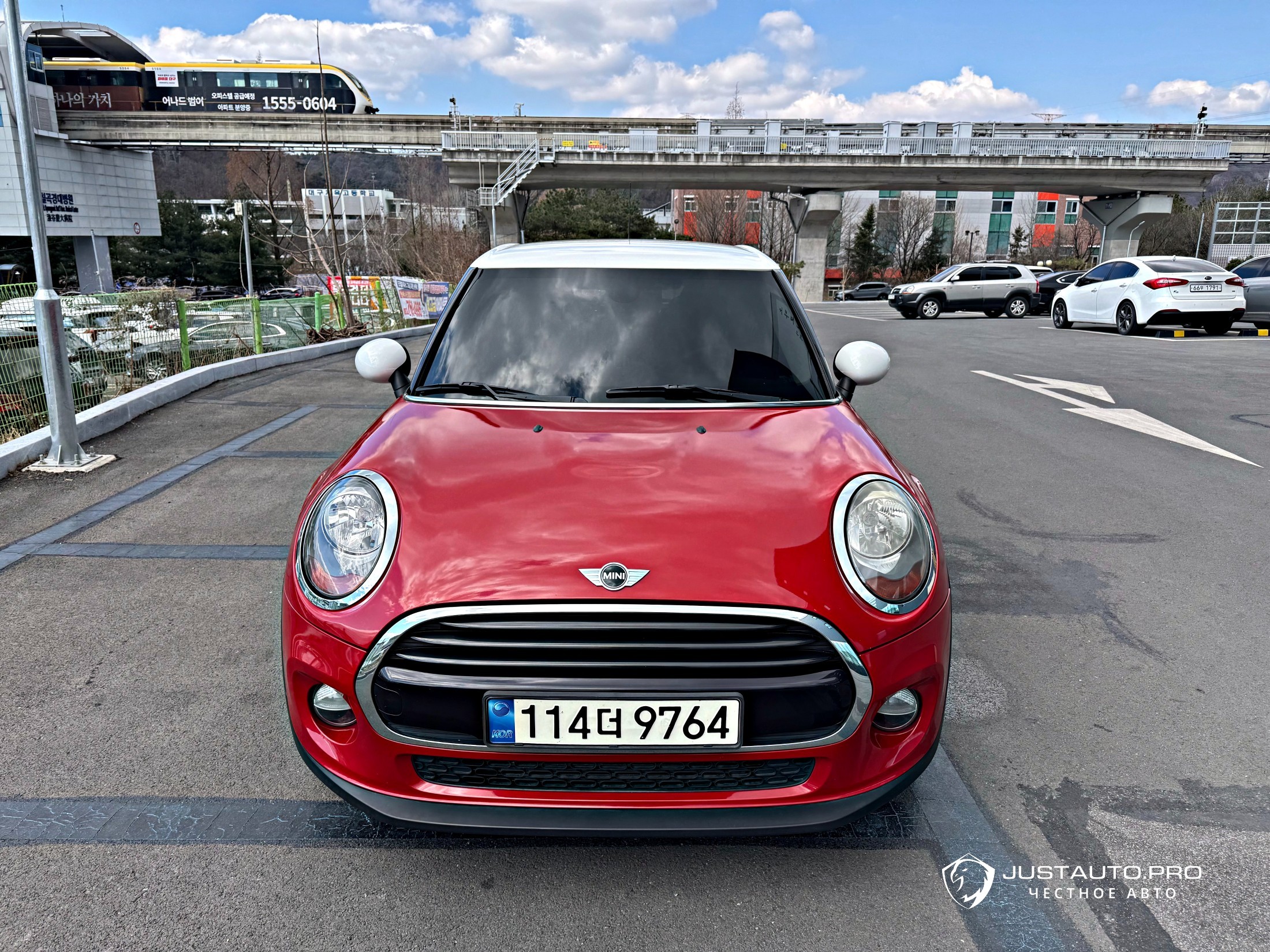 Автомобиль Mini Cooper