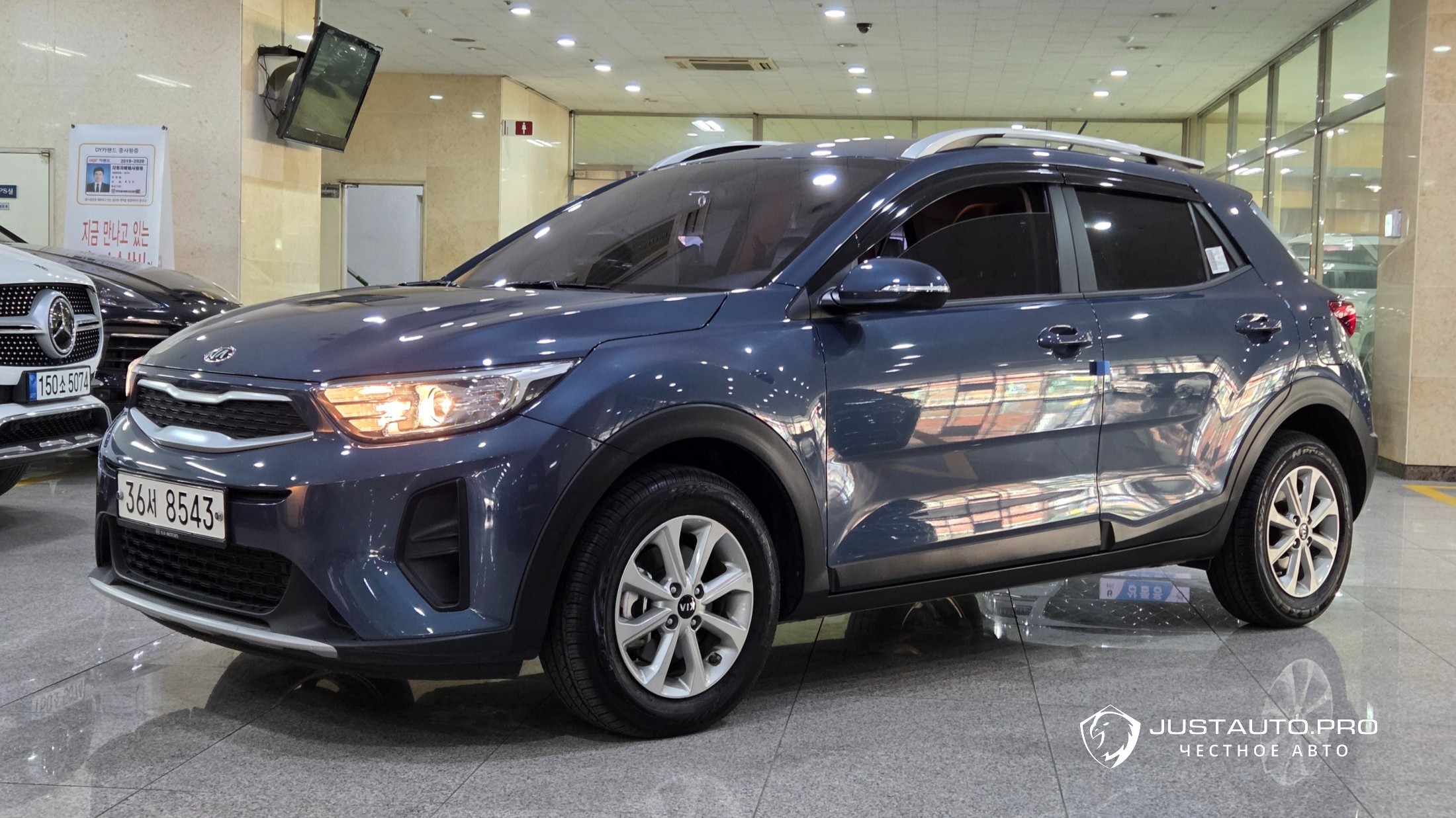 Автомобиль Kia Stonic