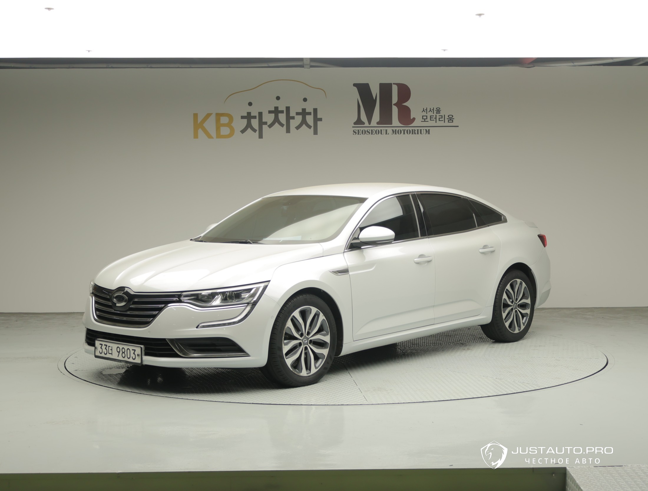 Автомобиль Renault-KoreaSamsung SM6