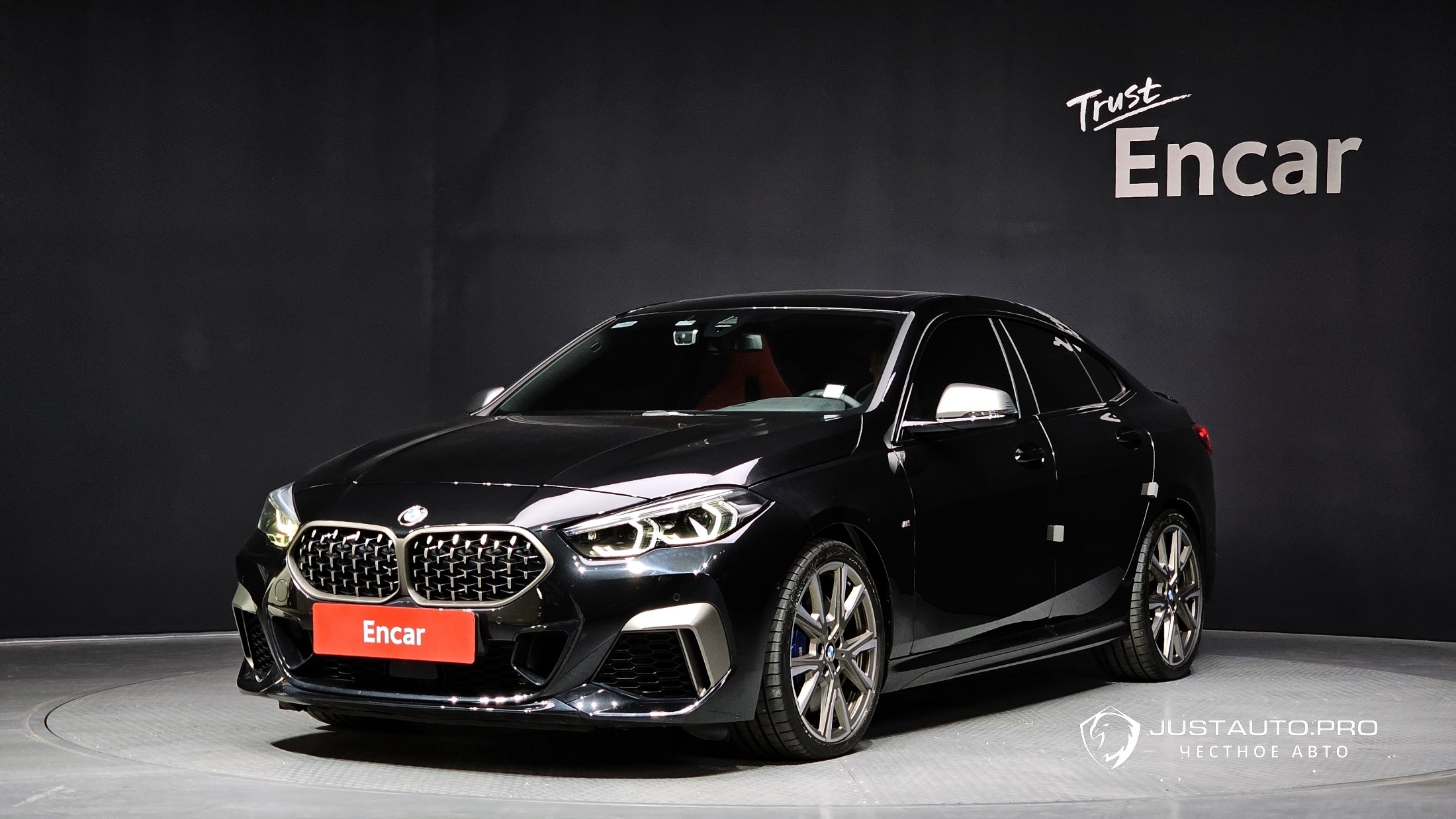Автомобиль BMW 2-Series