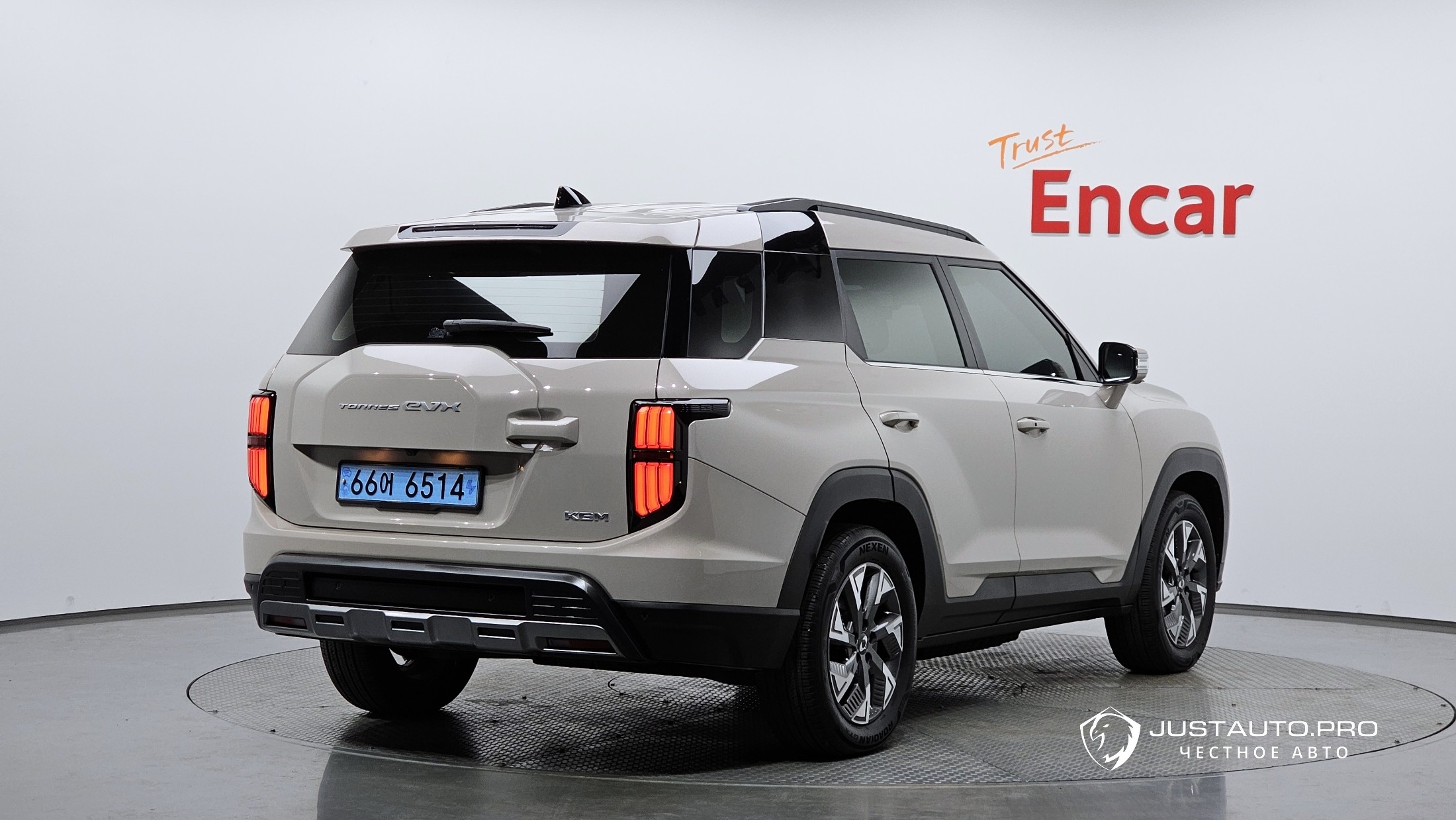Автомобиль KG_Mobility_Ssangyong Torres