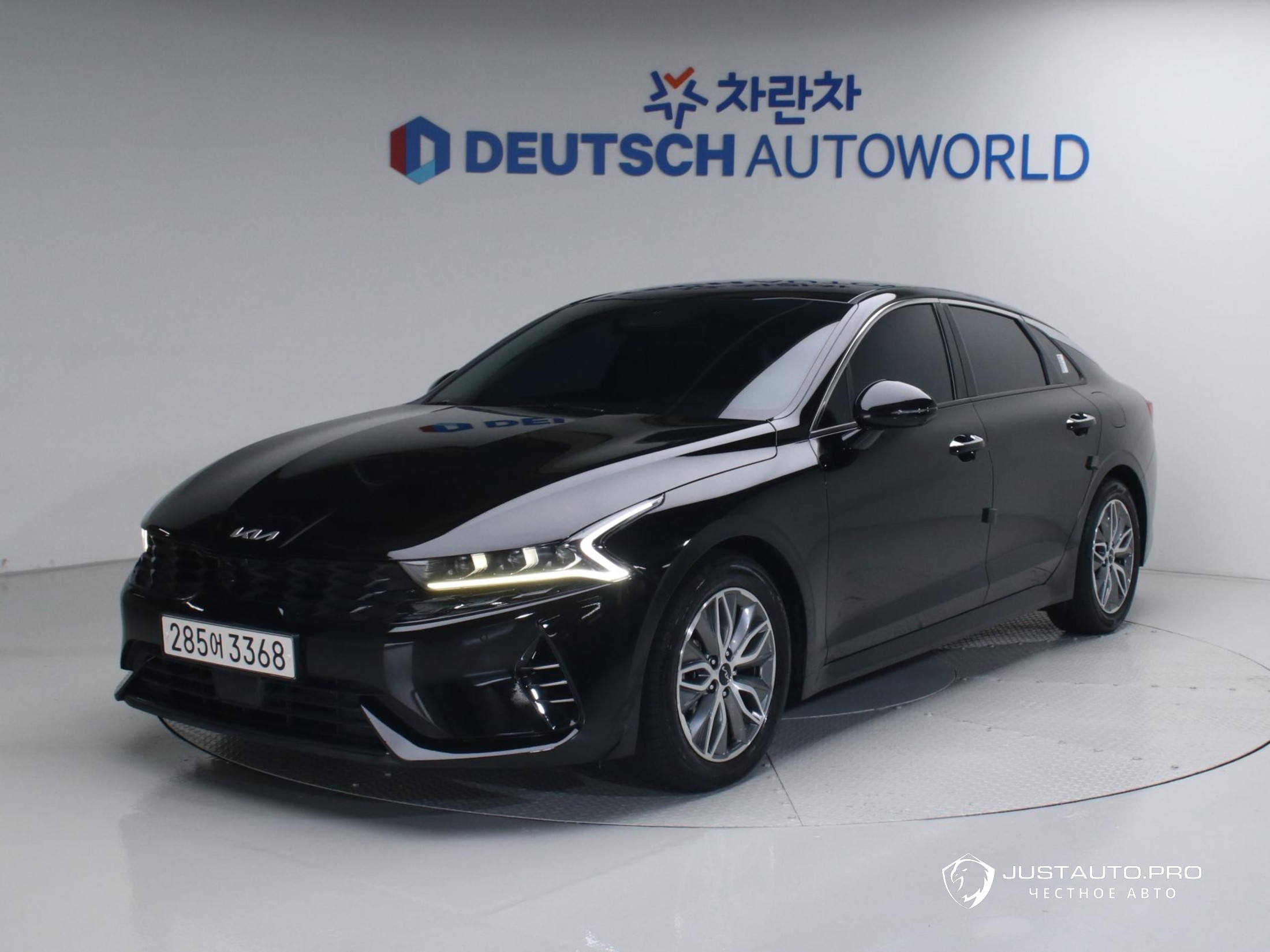 Автомобиль Kia K5