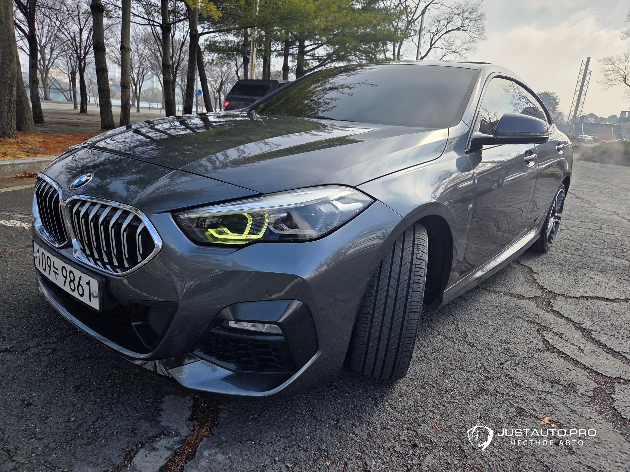 Автомобиль BMW 2-Series