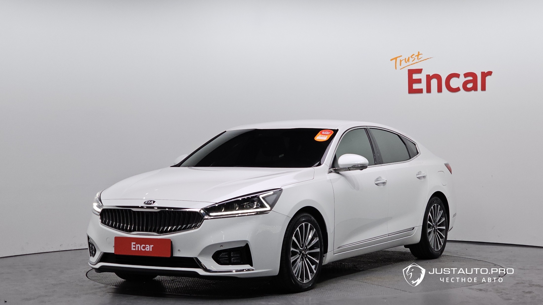 Автомобиль Kia K7