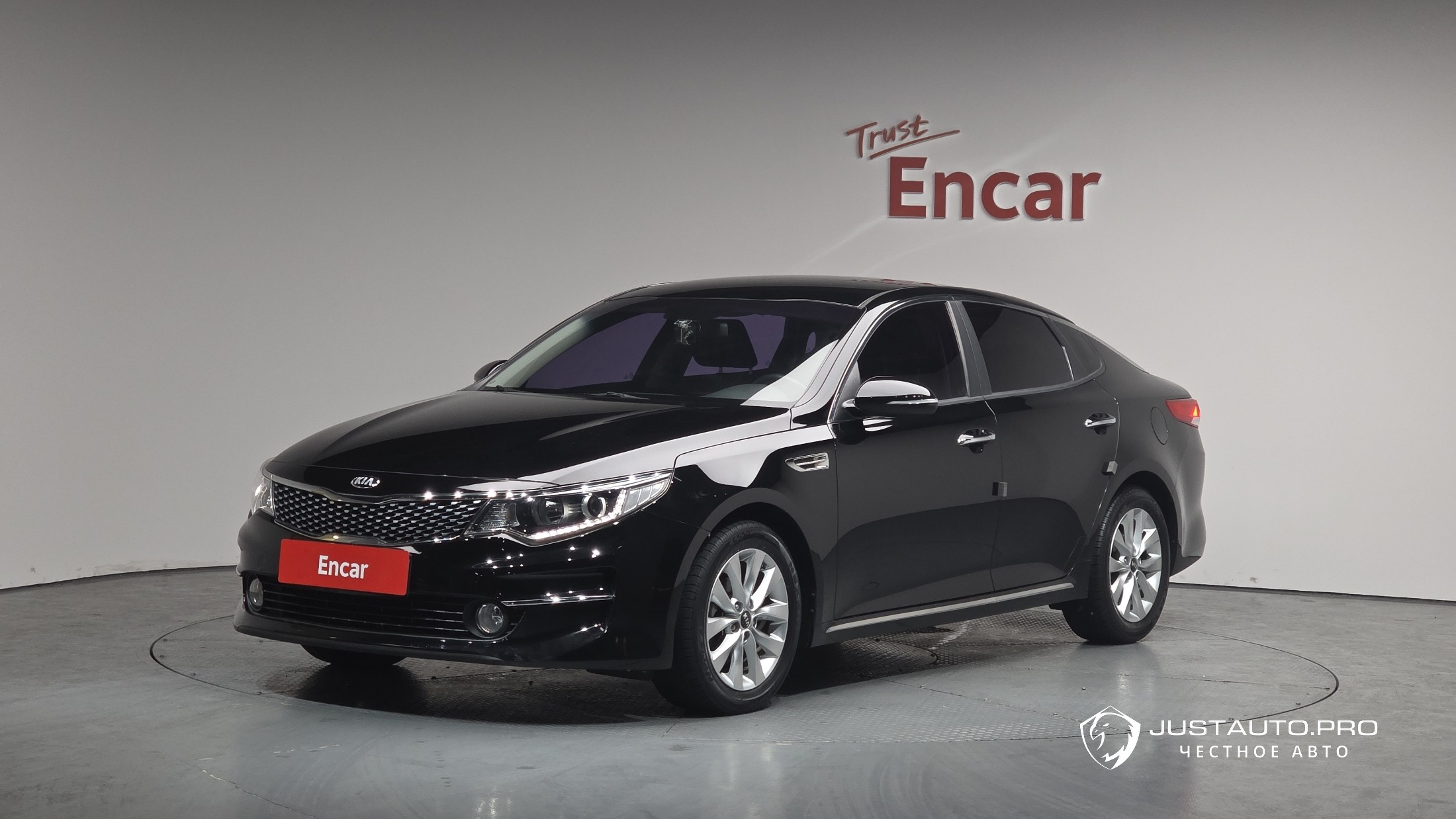 Автомобиль Kia K5