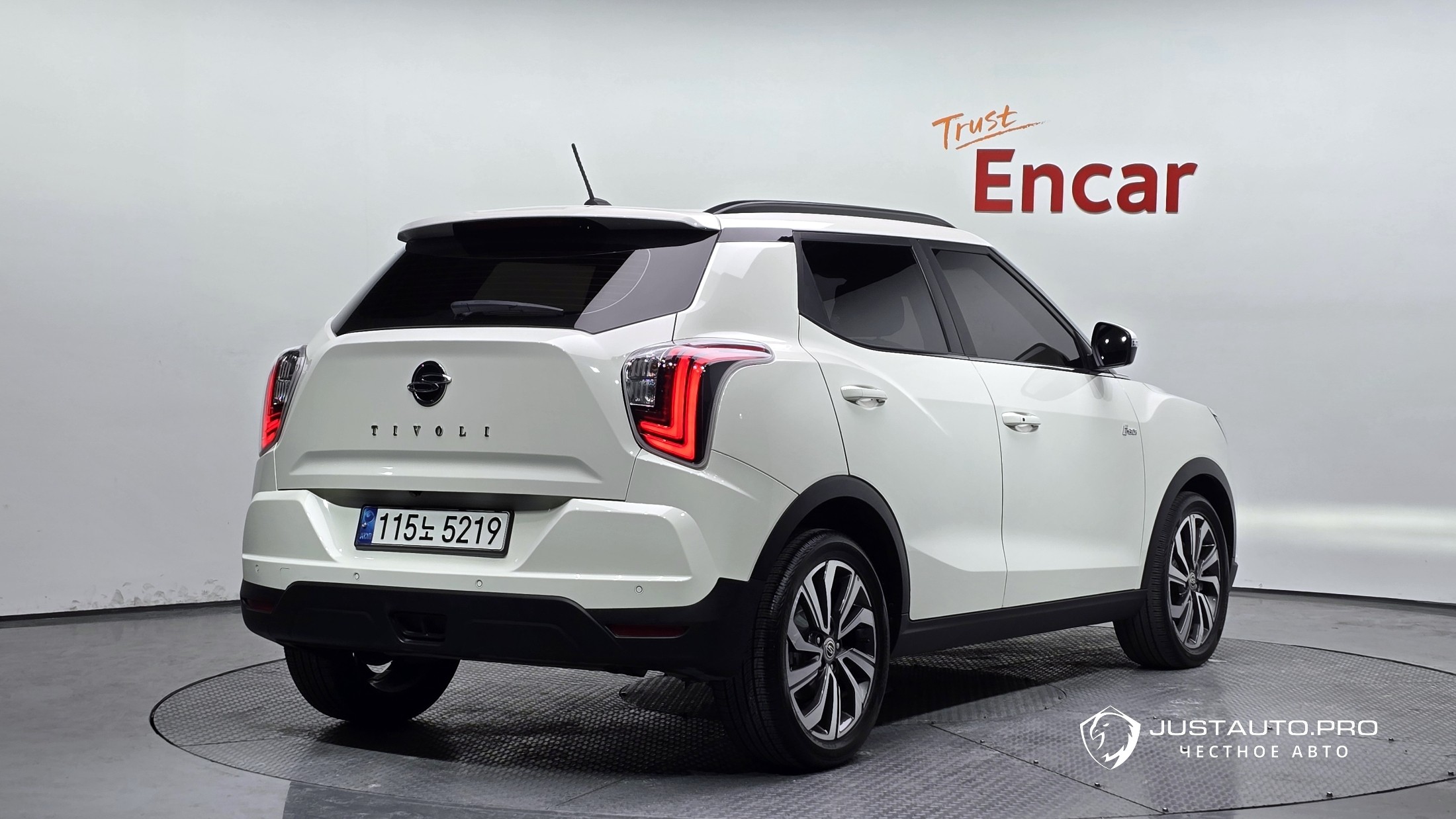 Автомобиль KG_Mobility_Ssangyong TIBOLI