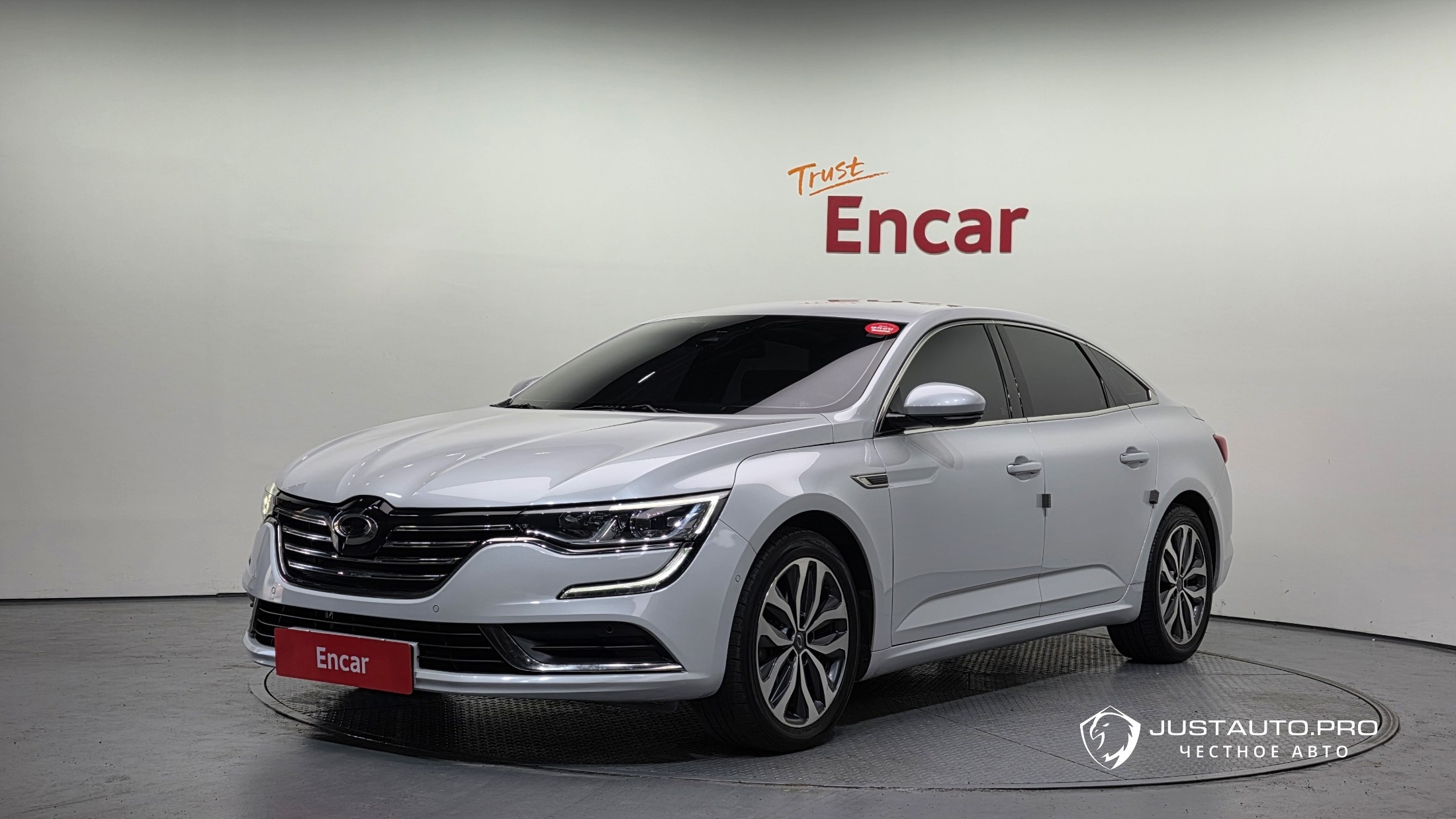 Автомобиль Renault-KoreaSamsung SM6