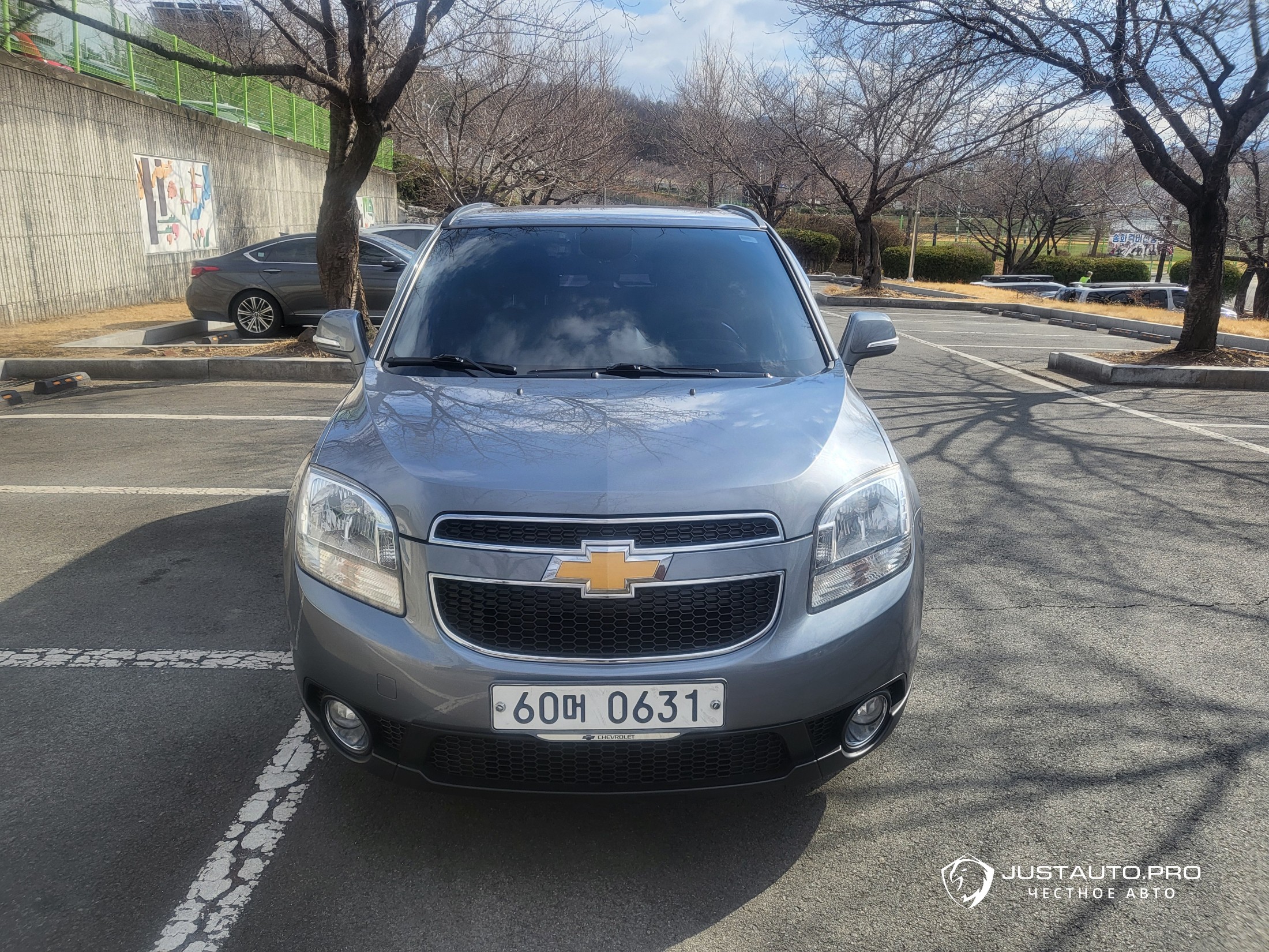 Автомобиль ChevroletGMDaewoo Orlando