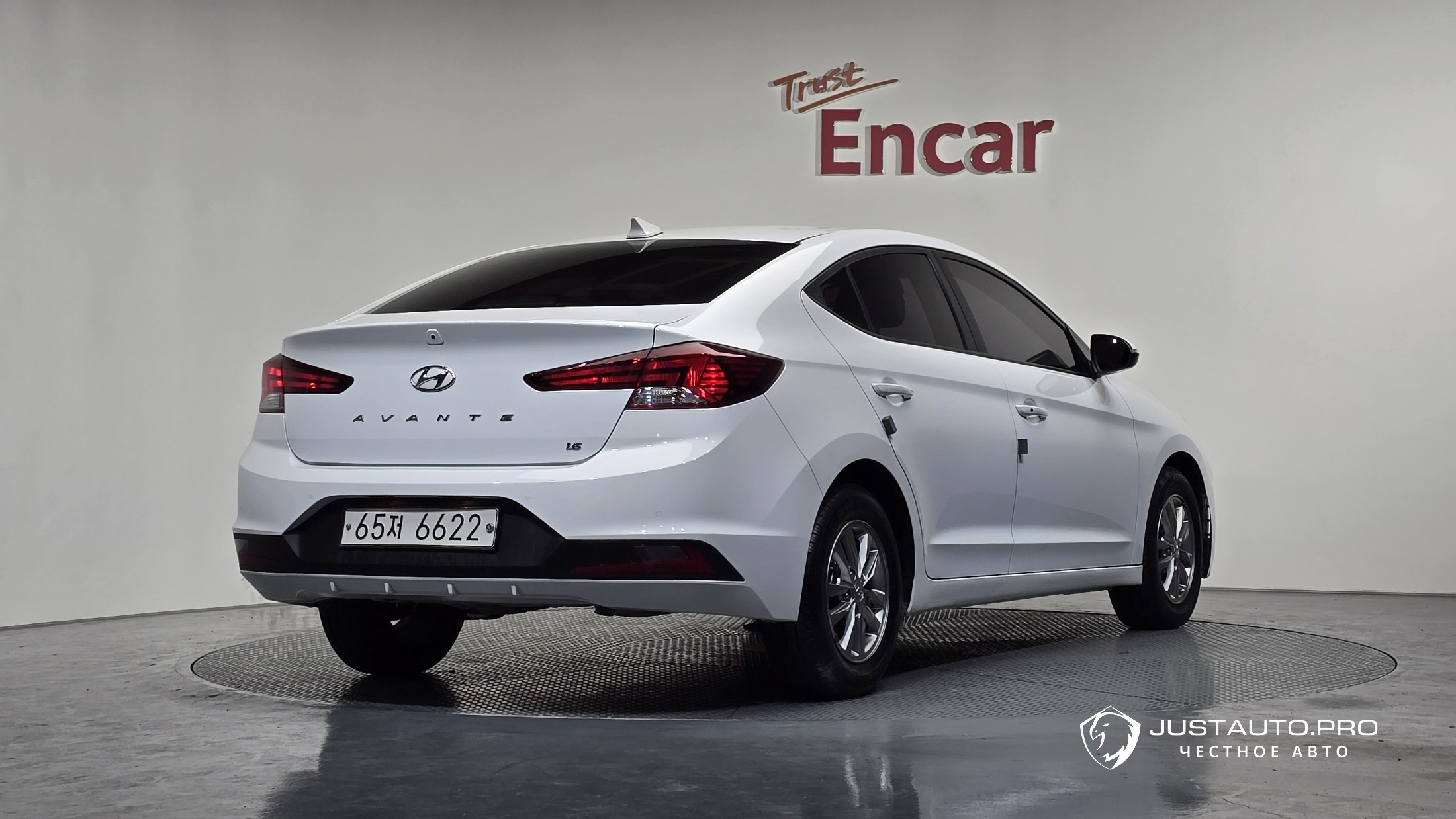 Автомобиль Hyundai AVANTE