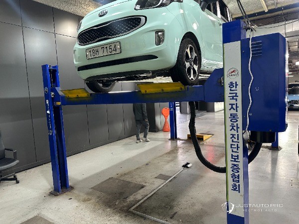 Автомобиль Kia RAY