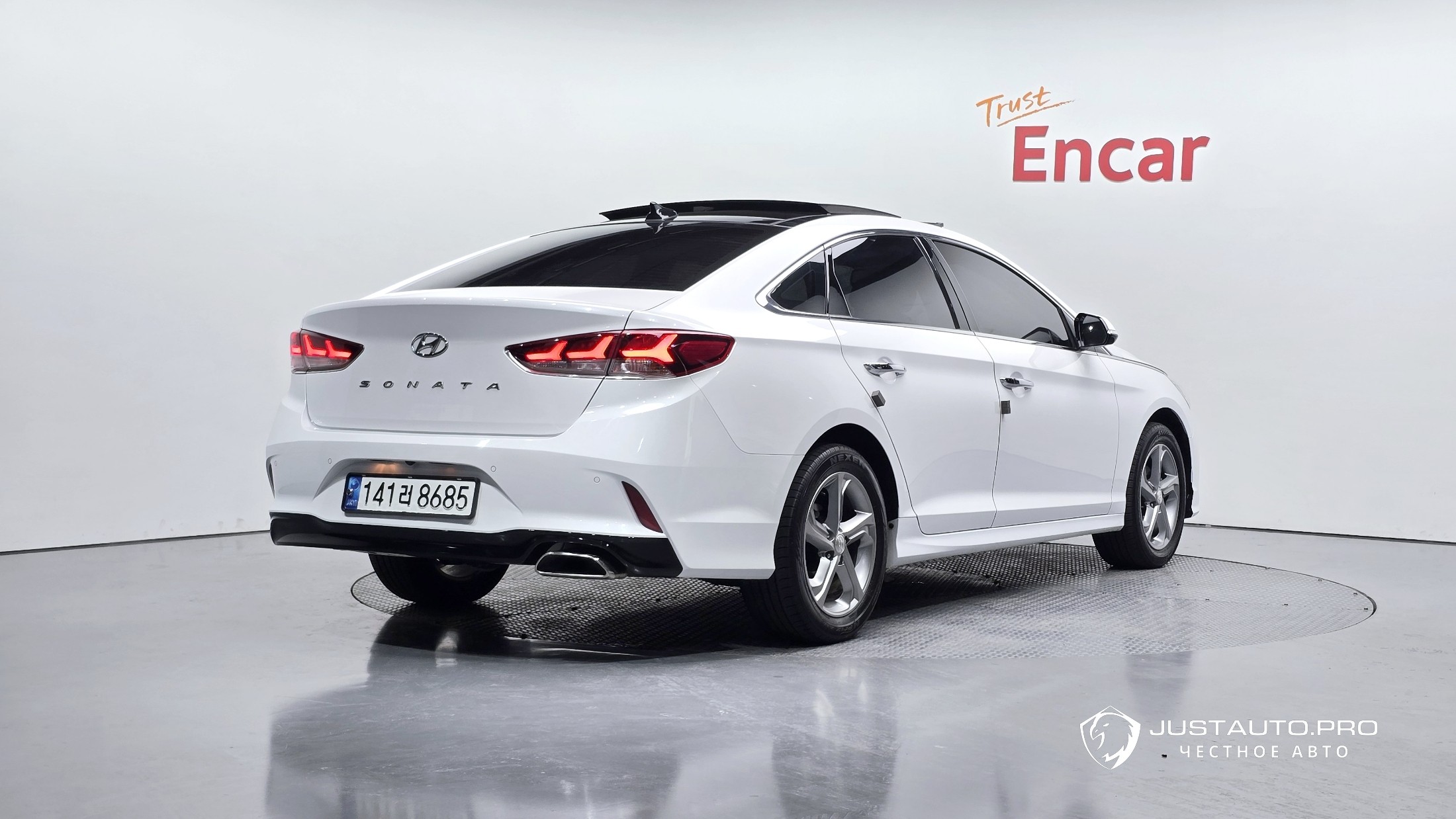 Автомобиль Hyundai Sonata