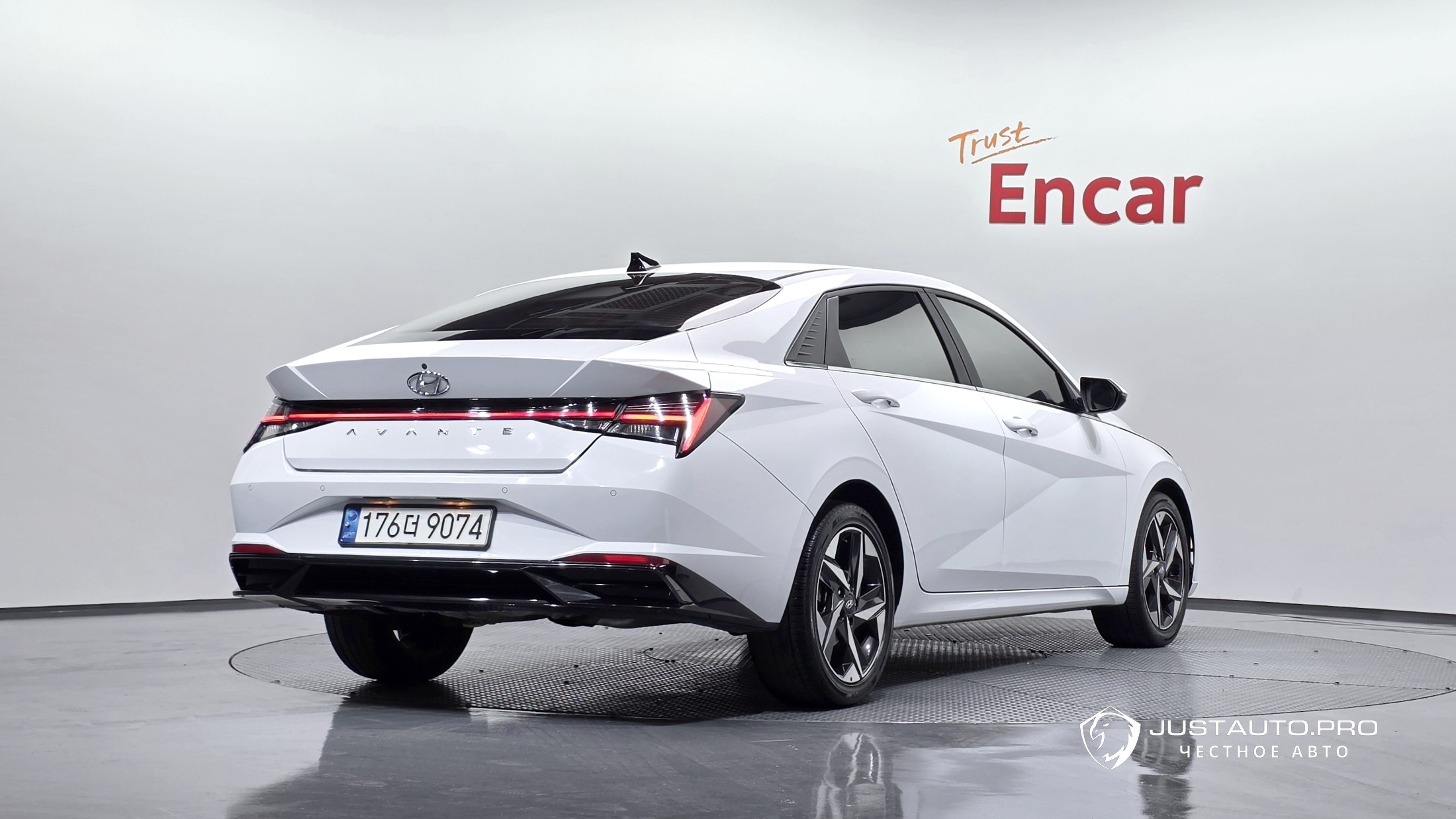 Автомобиль Hyundai AVANTE