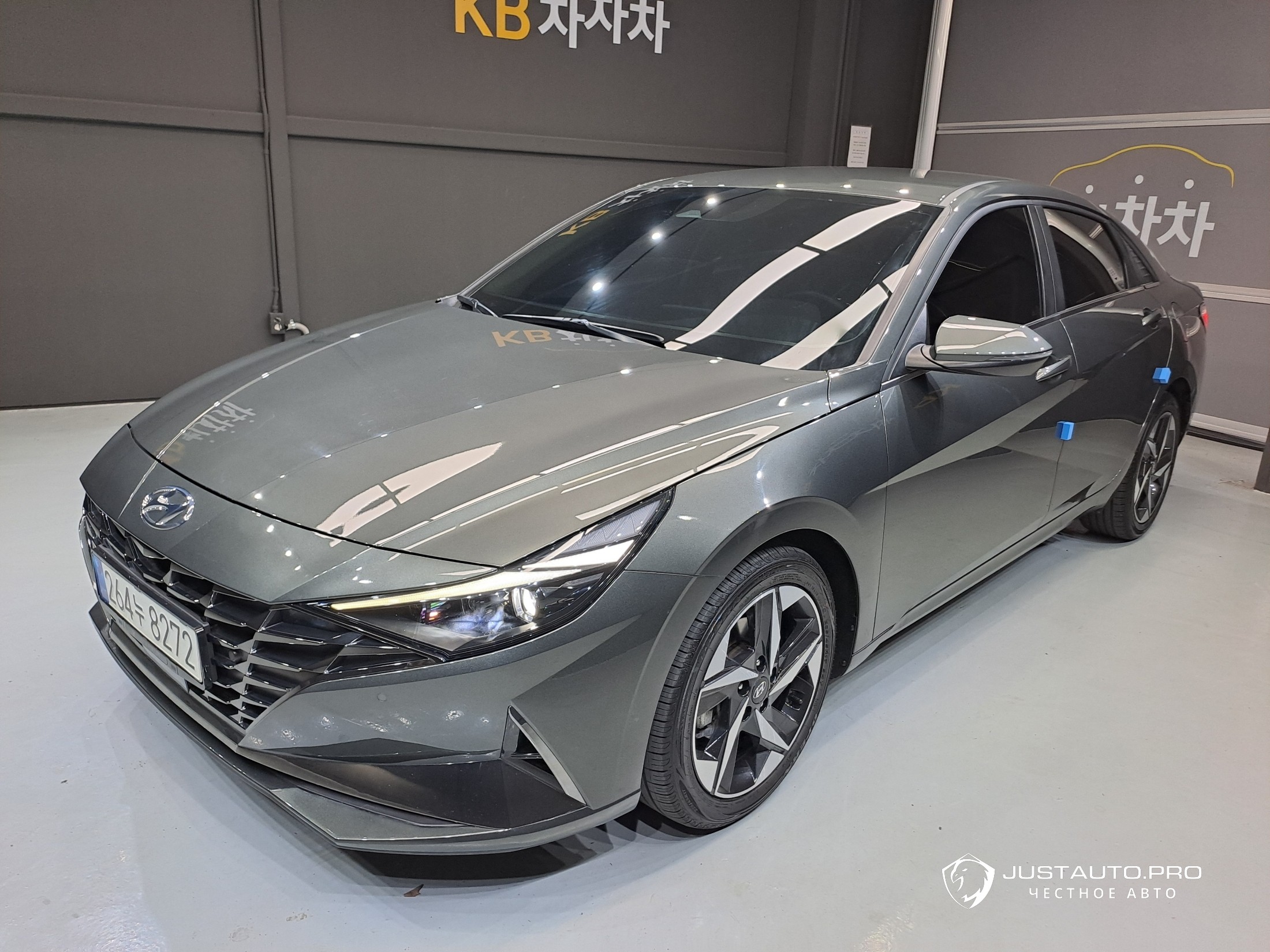 Автомобиль Hyundai AVANTE