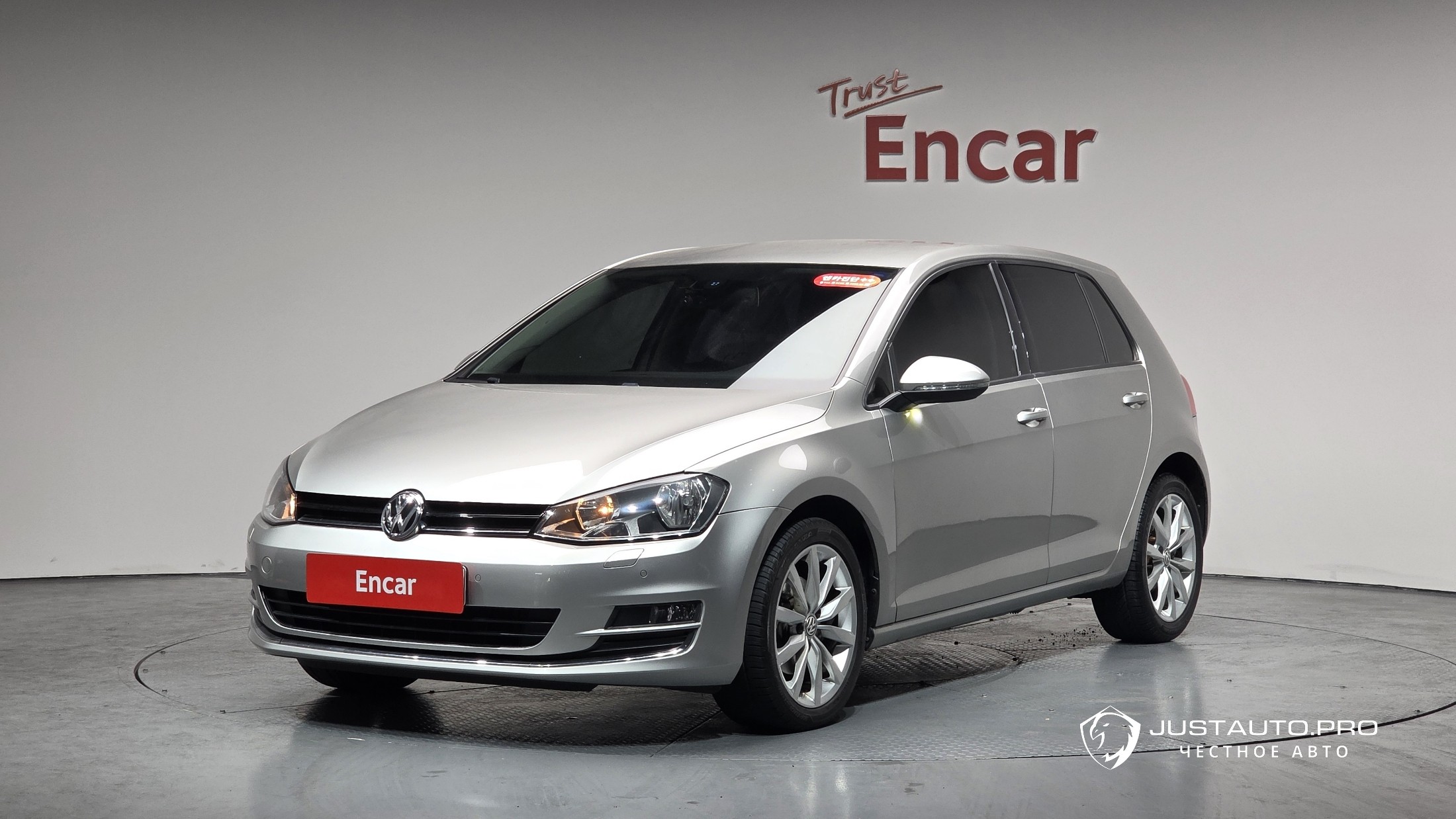 Автомобиль Volkswagen Golf