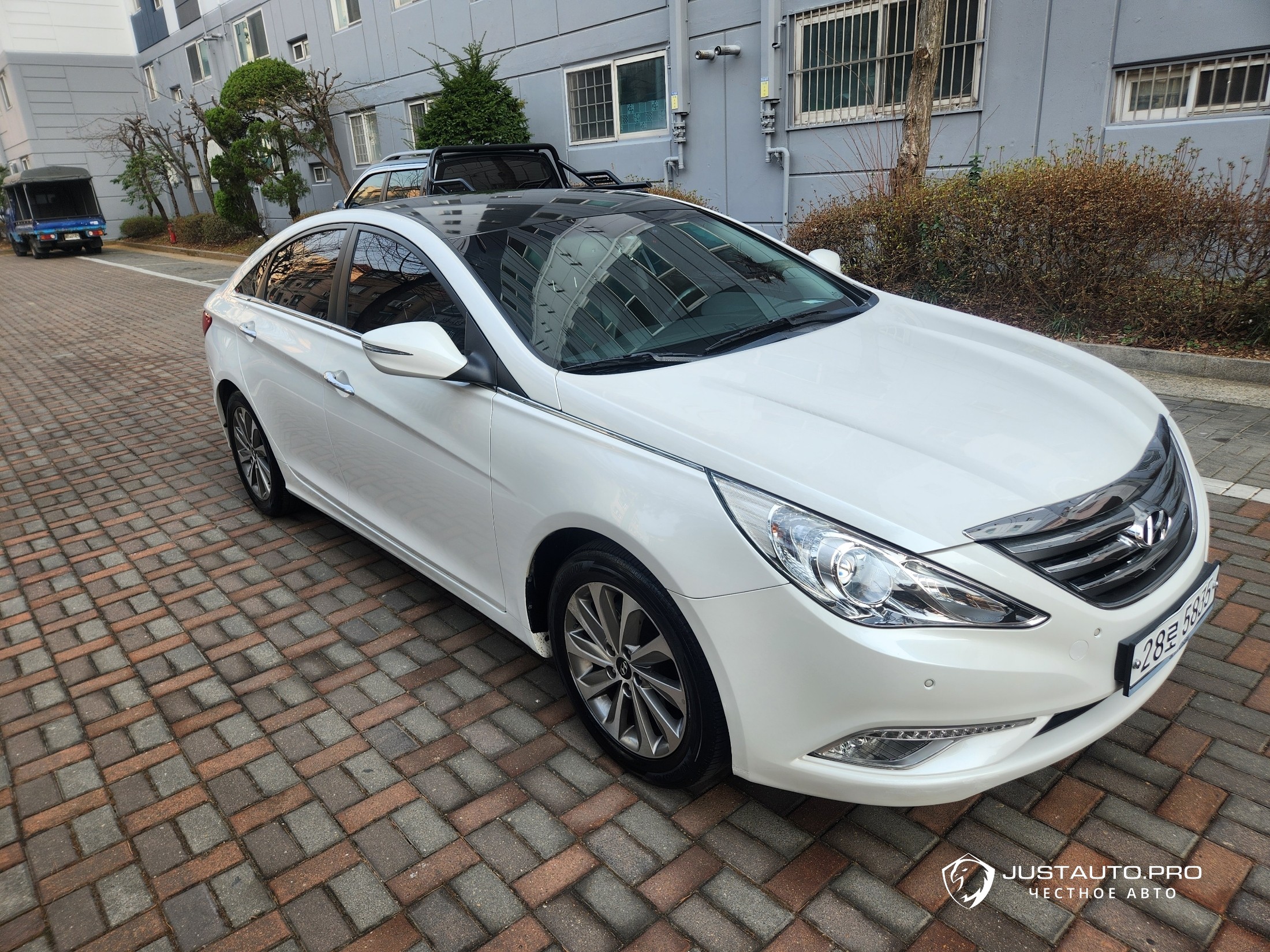 Автомобиль Hyundai Sonata