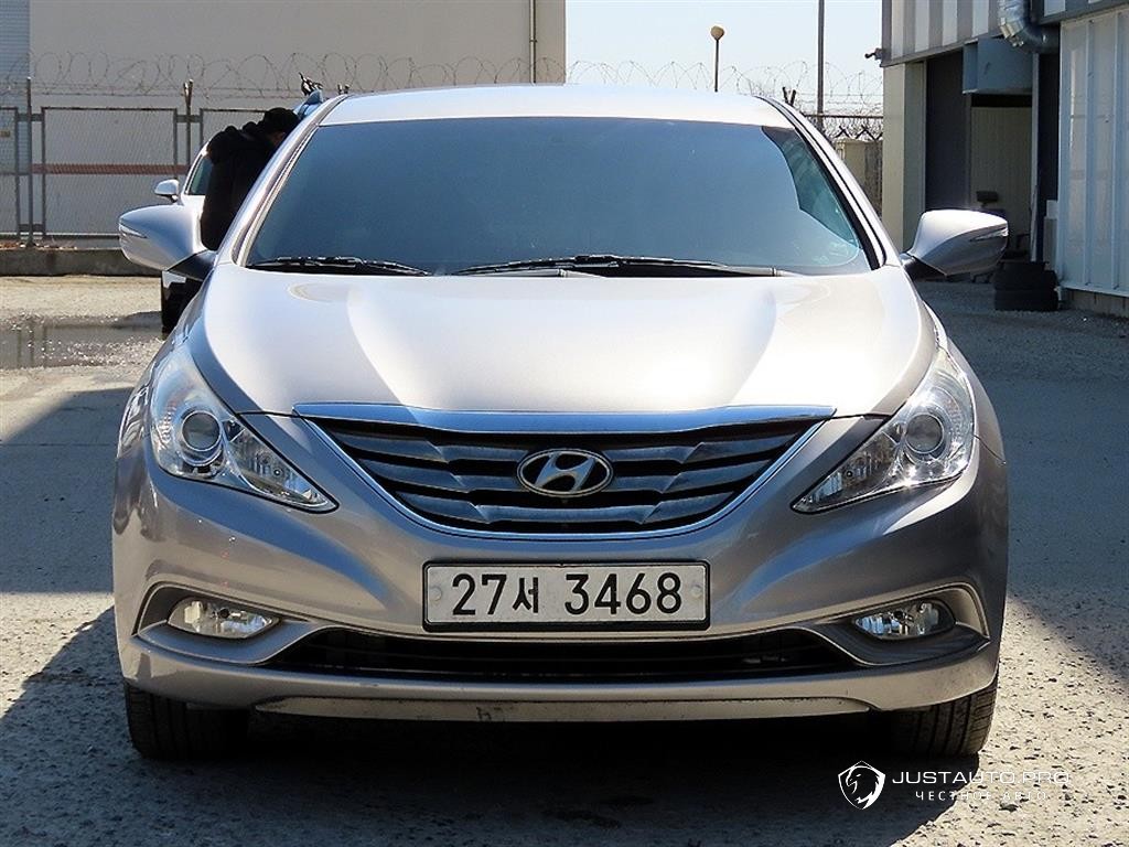 Автомобиль Hyundai Sonata